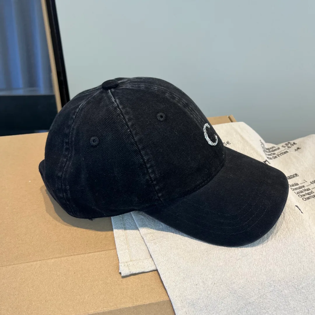 Головные Уборы Celine 11171349