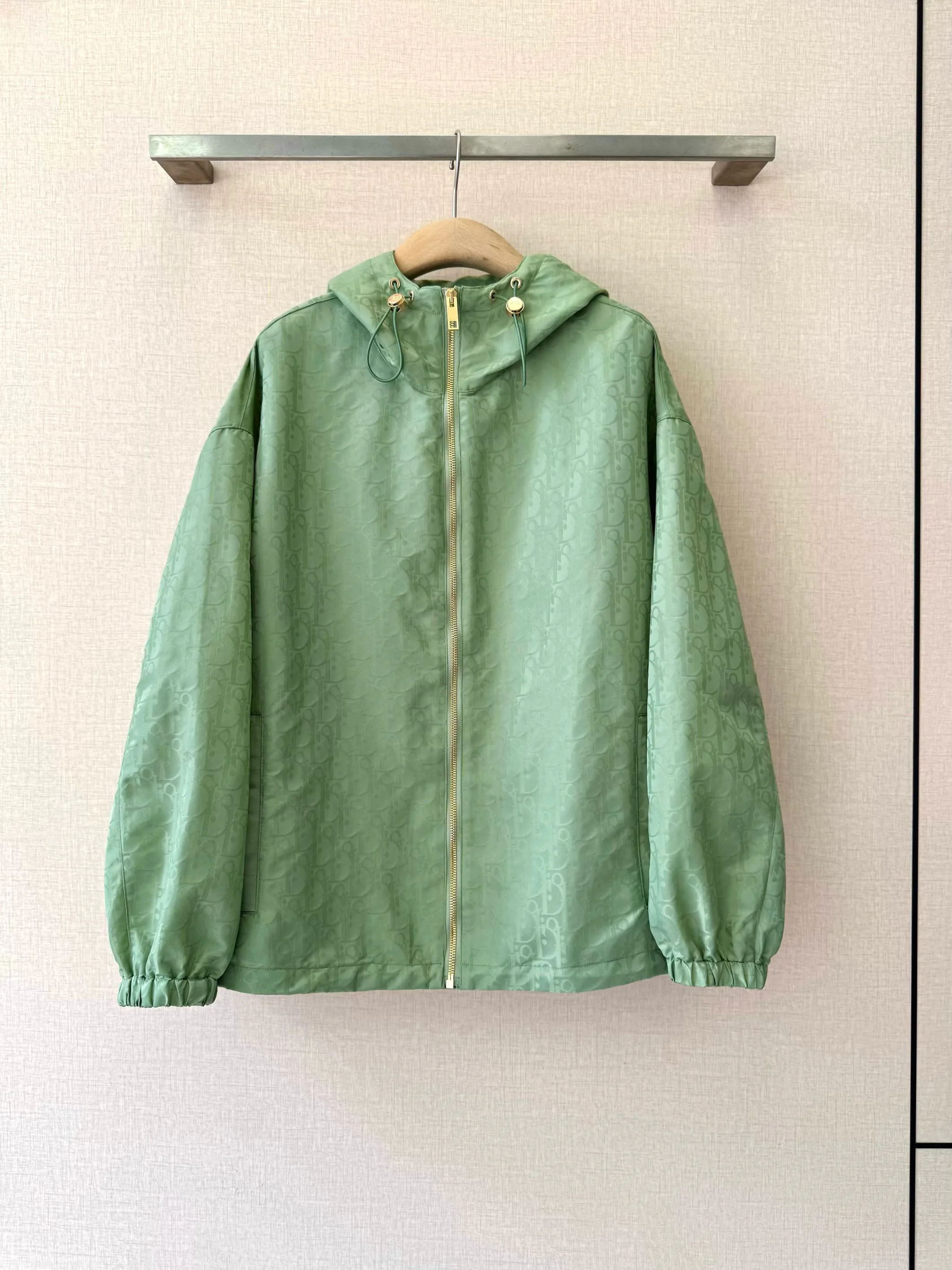 Куртки И Пуховики Женские Christian Dior 11676825