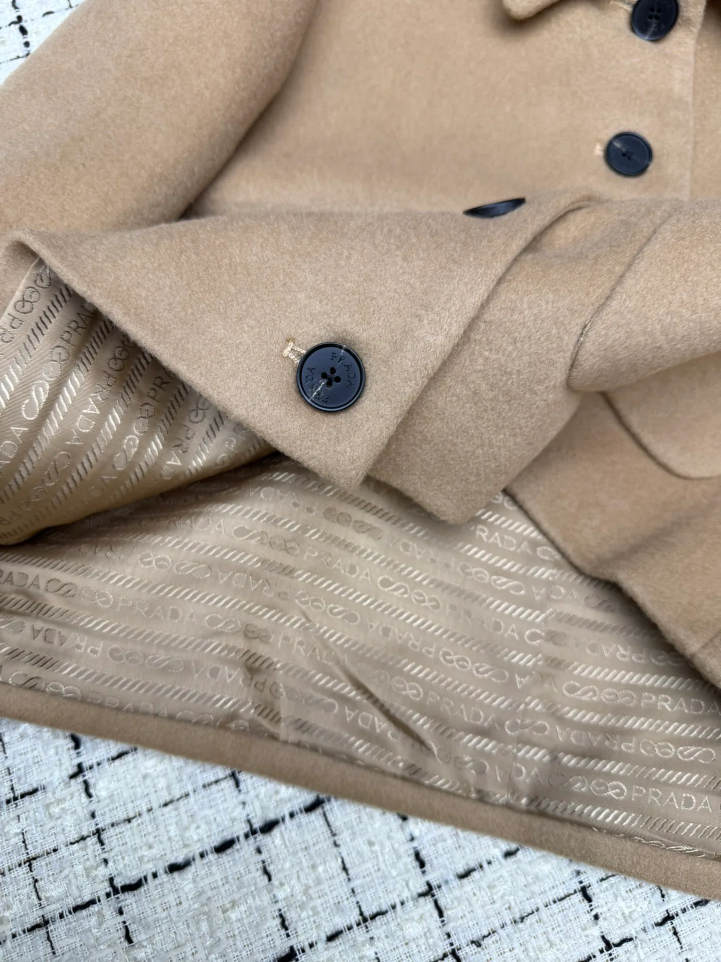 Куртки И Пуховики Женские Prada 5587377