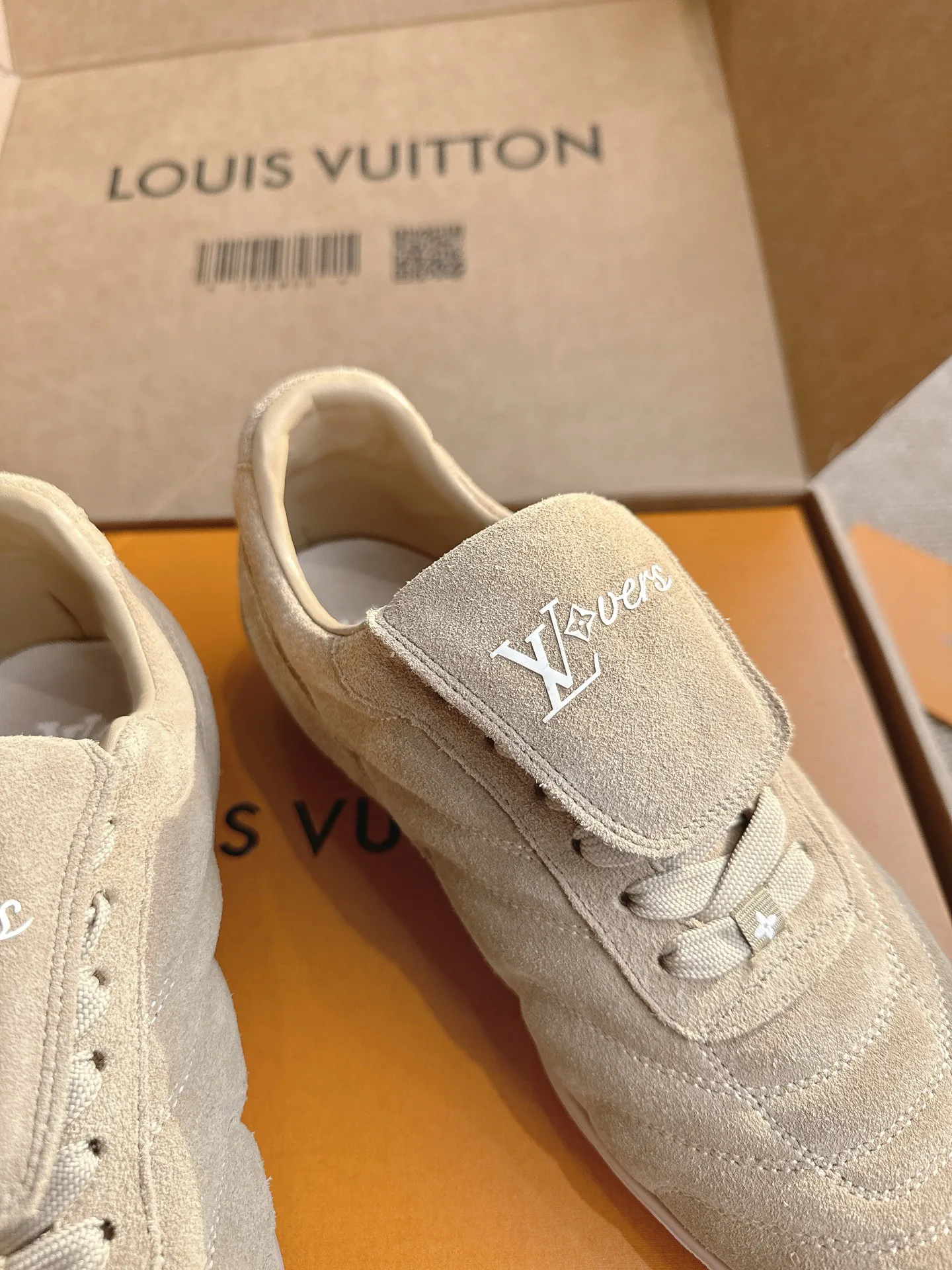 Кроссовки Женские Louis Vuitton 2792845