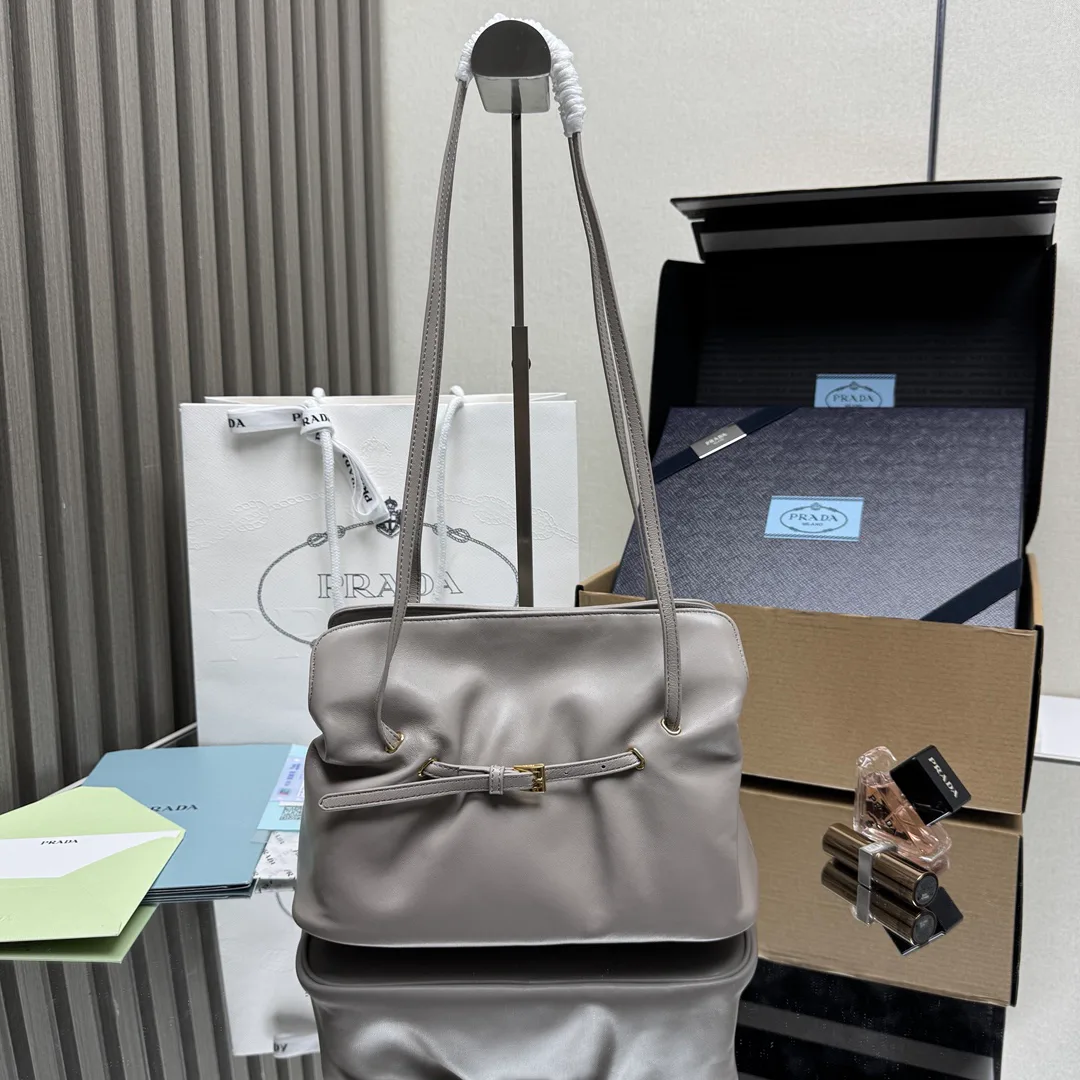 Классические Сумки Женские Bottega Veneta 11565730