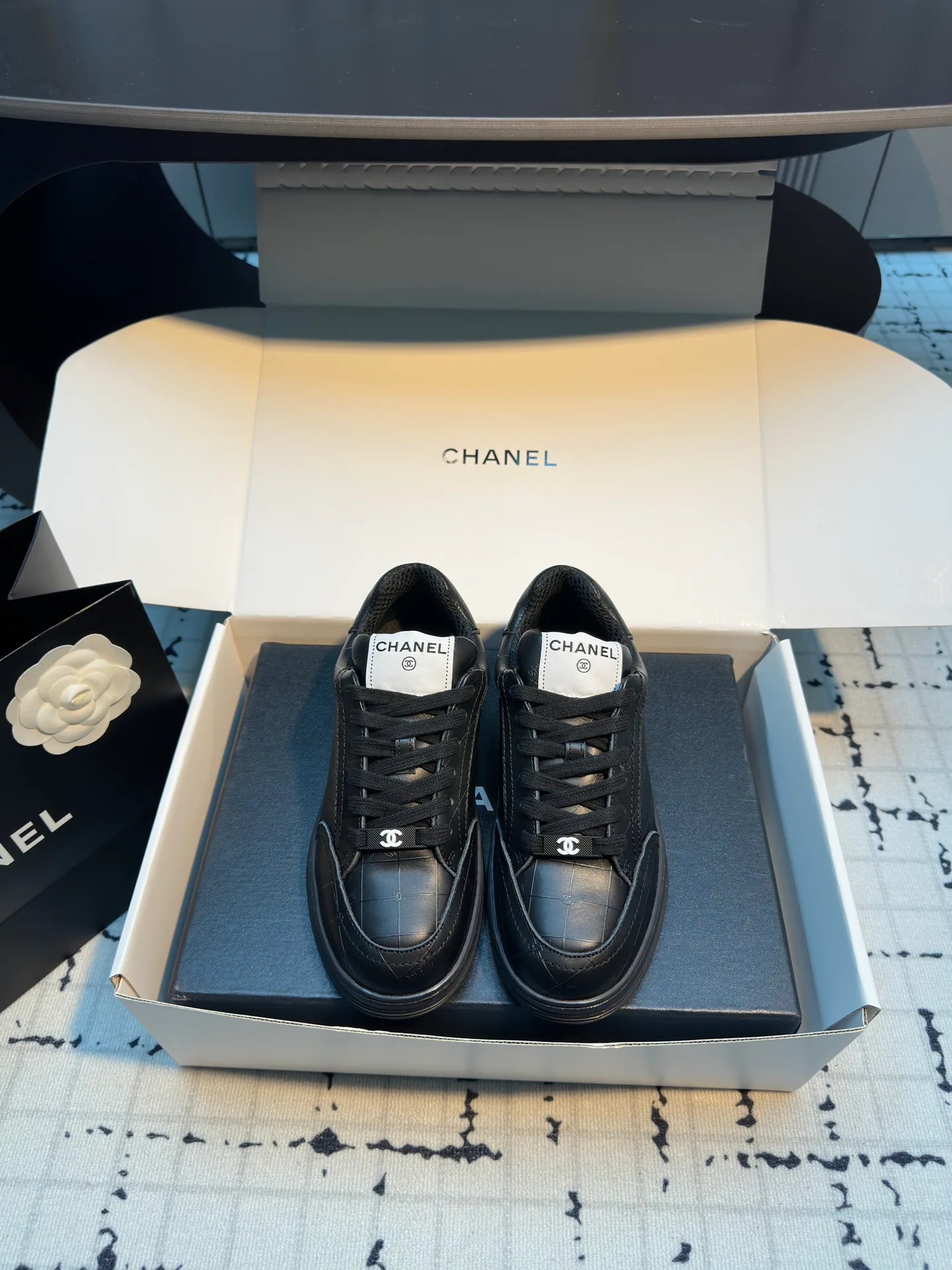 Кроссовки Женские Chanel 10468527