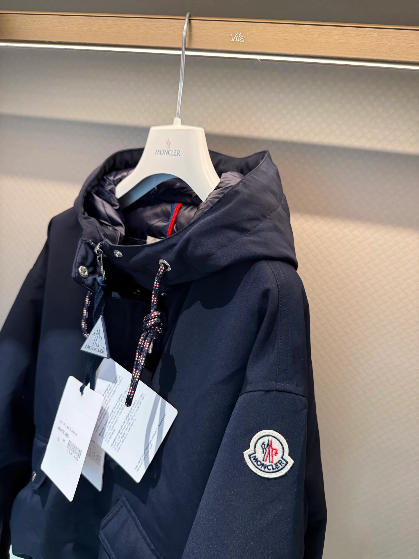 Куртки И Пуховики Женские Moncler 17952952