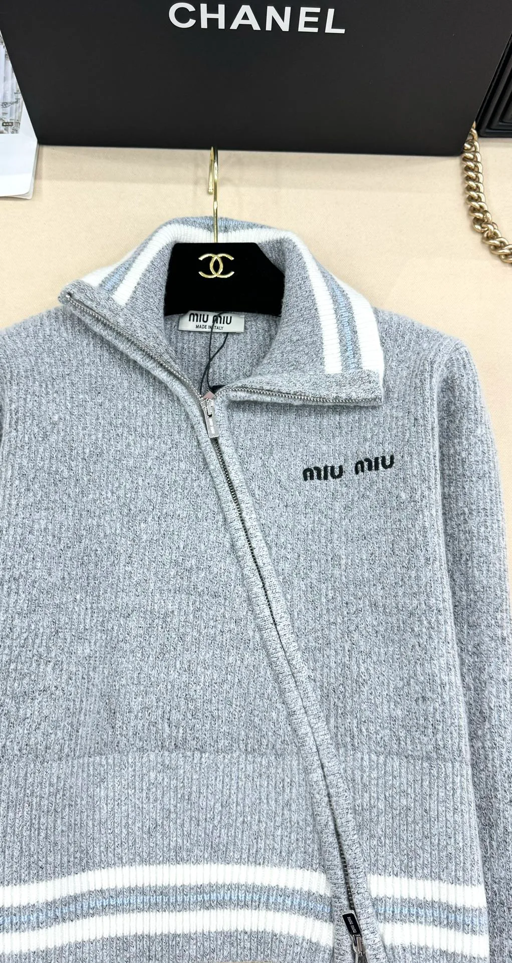 Джемперы И Свитеры Женские Miu Miu 18416992