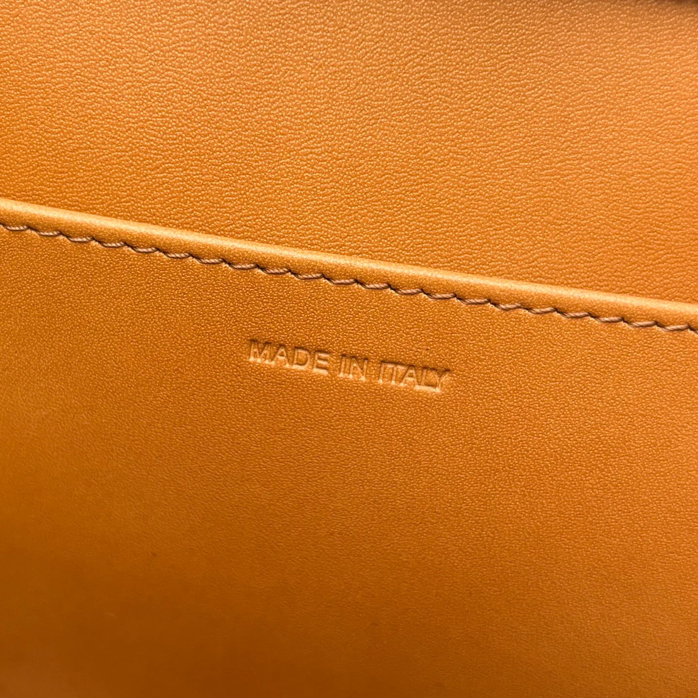 Классические Сумки Женские Celine 18223206
