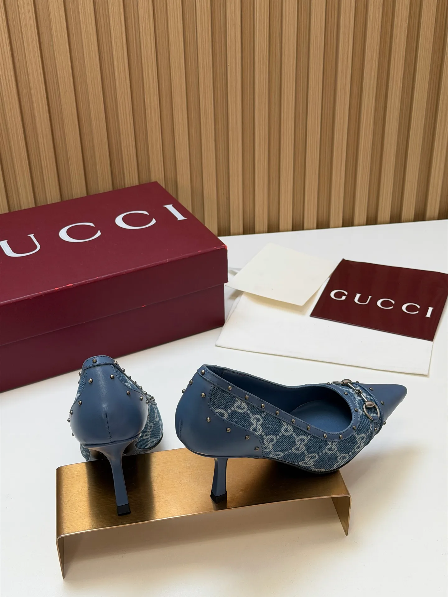 Туфли Женские Gucci 17631696