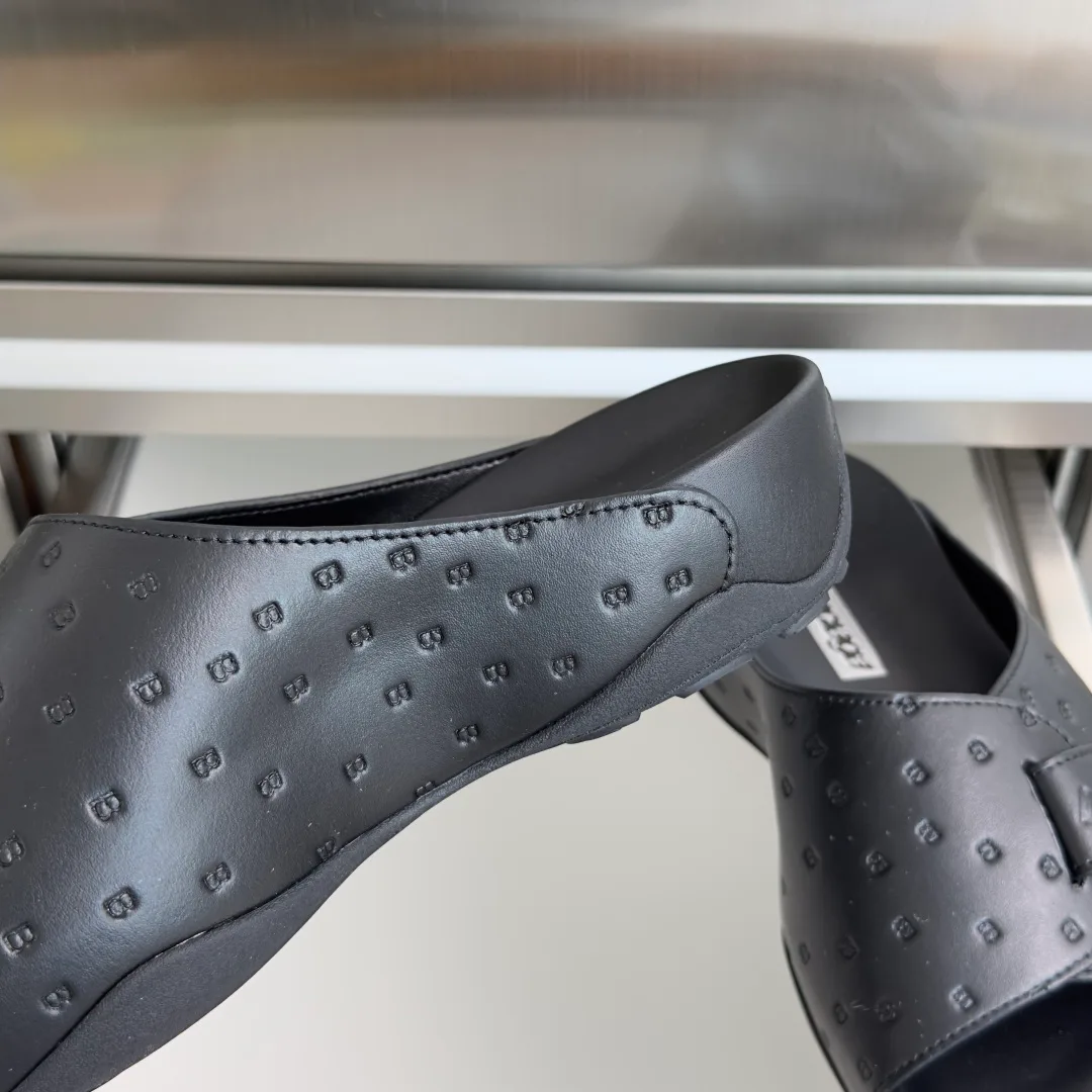 Шлепанцы Мужские Balenciaga 9875945