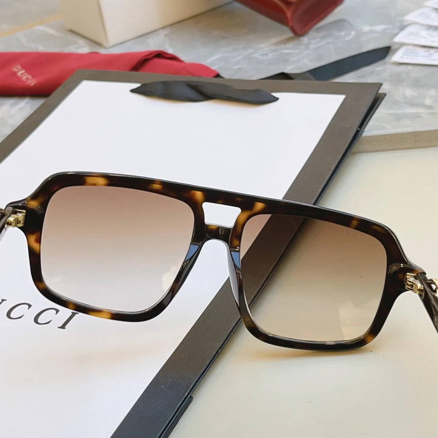 Очки Gucci 11432757