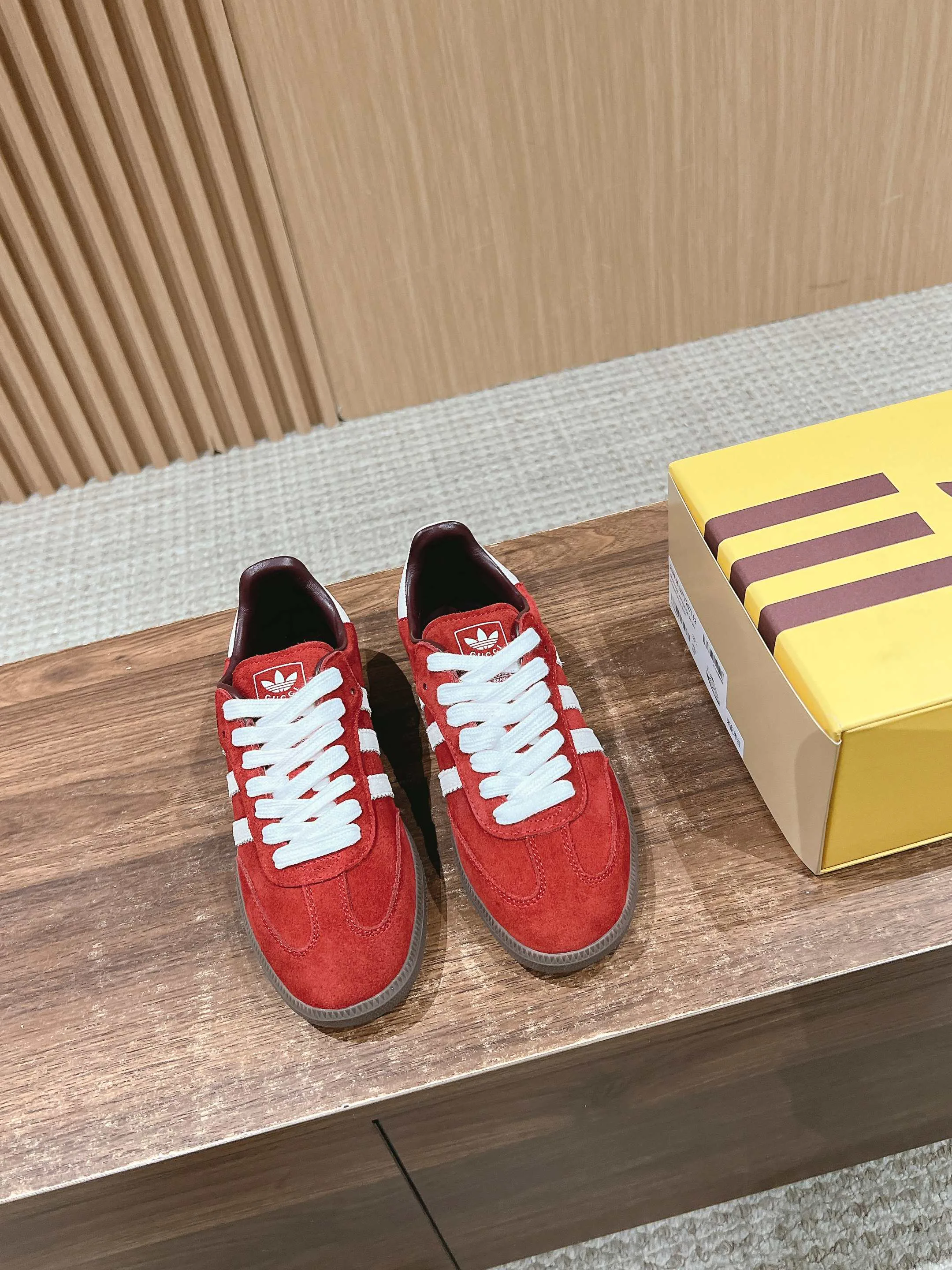 Кроссовки Женские Gucci 2960