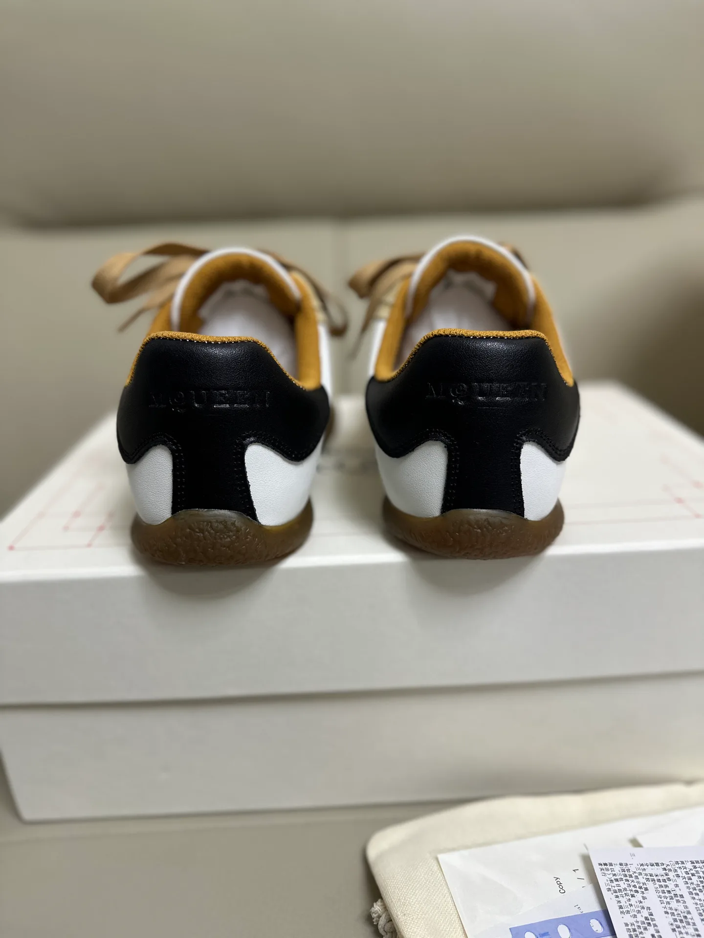 Кроссовки Женские Alexander Mcqueen 18616770
