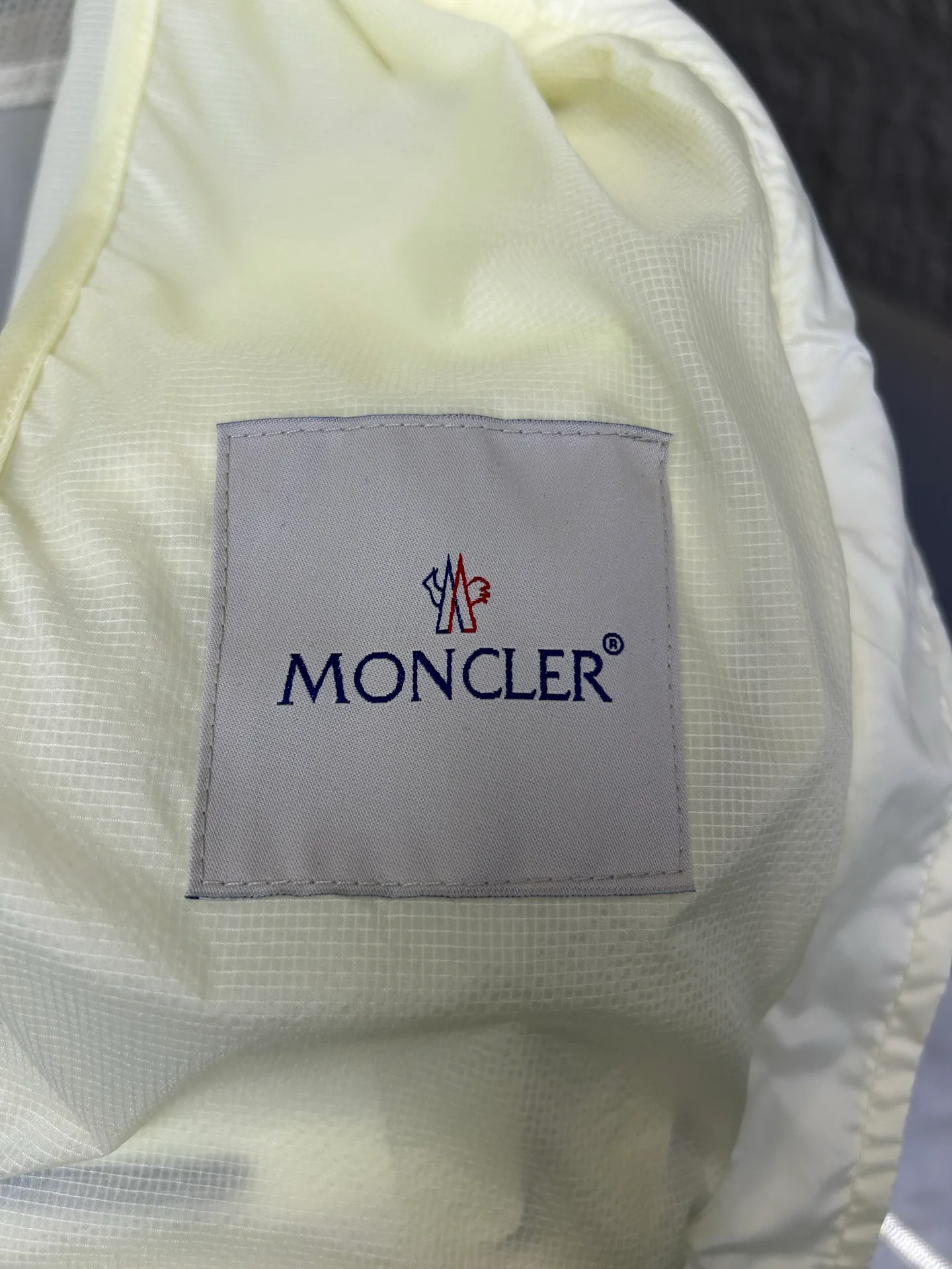 Куртки И Пуховики Женские Moncler 11666899