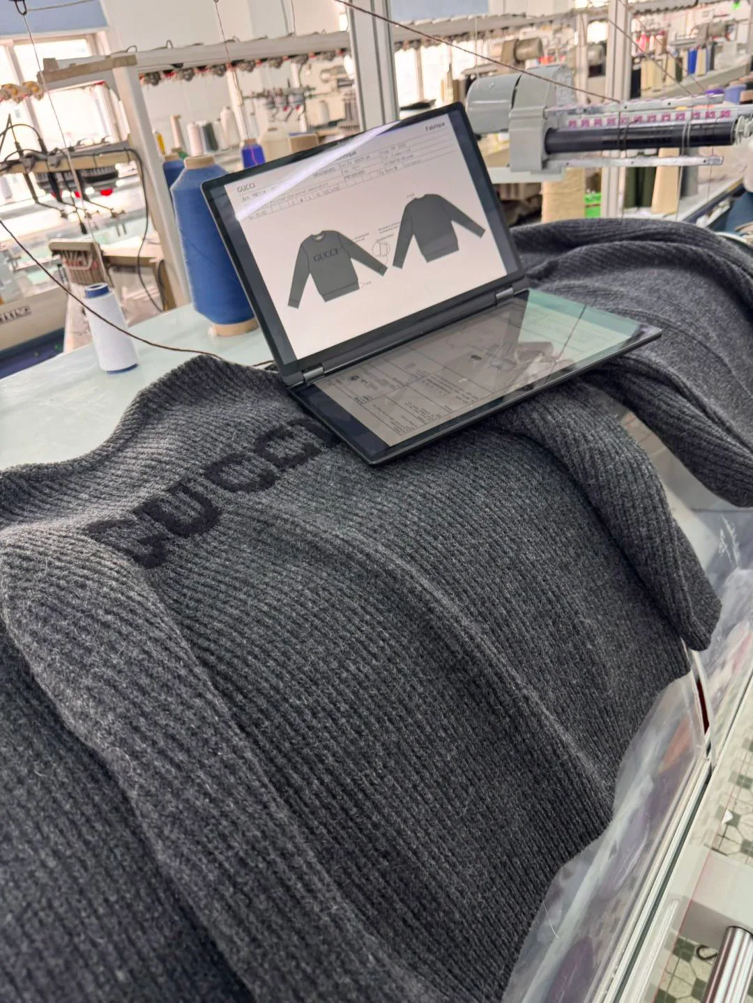 Джемперы И Свитеры Мужские Gucci 2186683