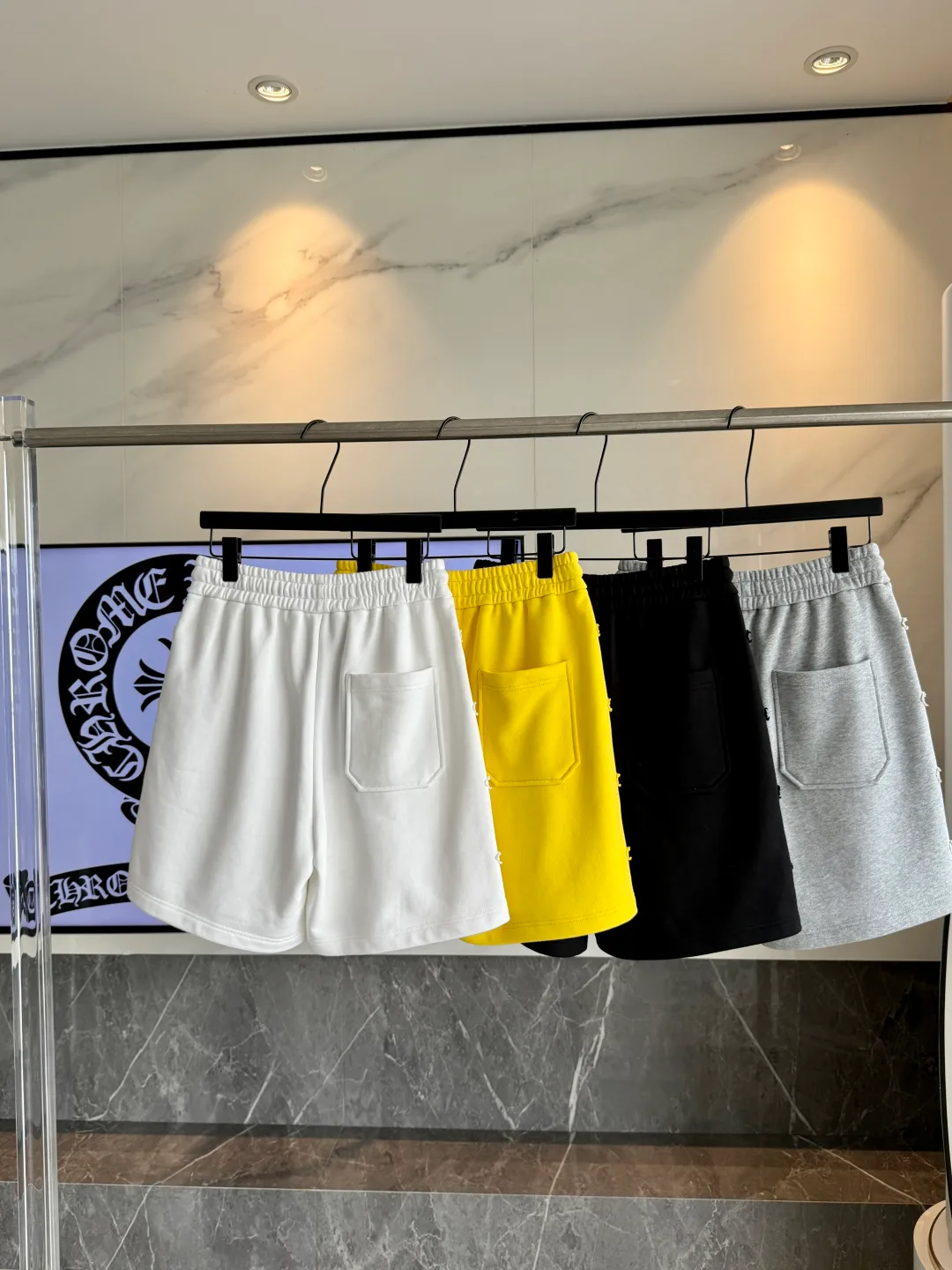 Шорты Женские Chrome Hearts 36134