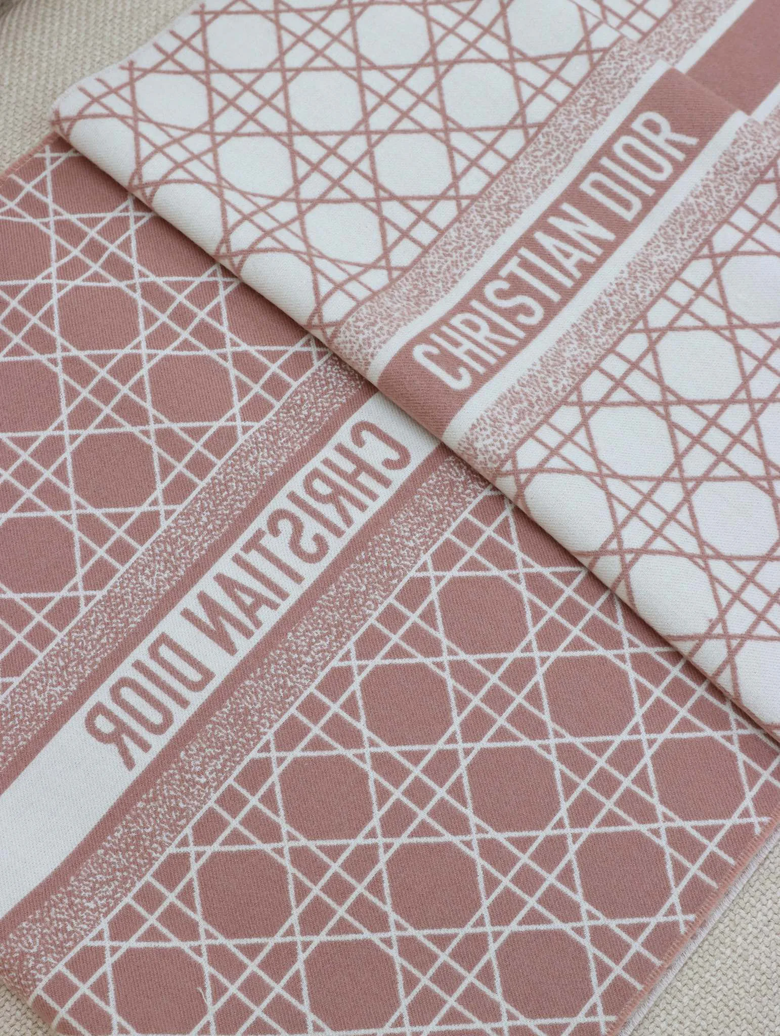 Шарфы Christian Dior 94384