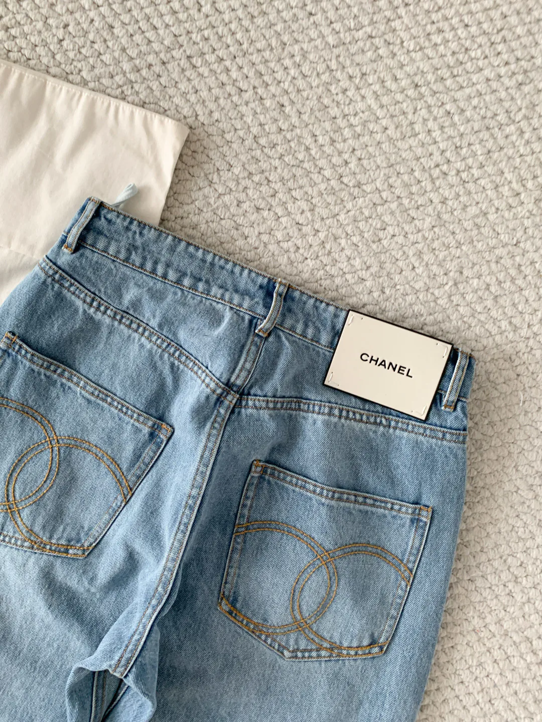 Джинсы Женские Chanel 17352691