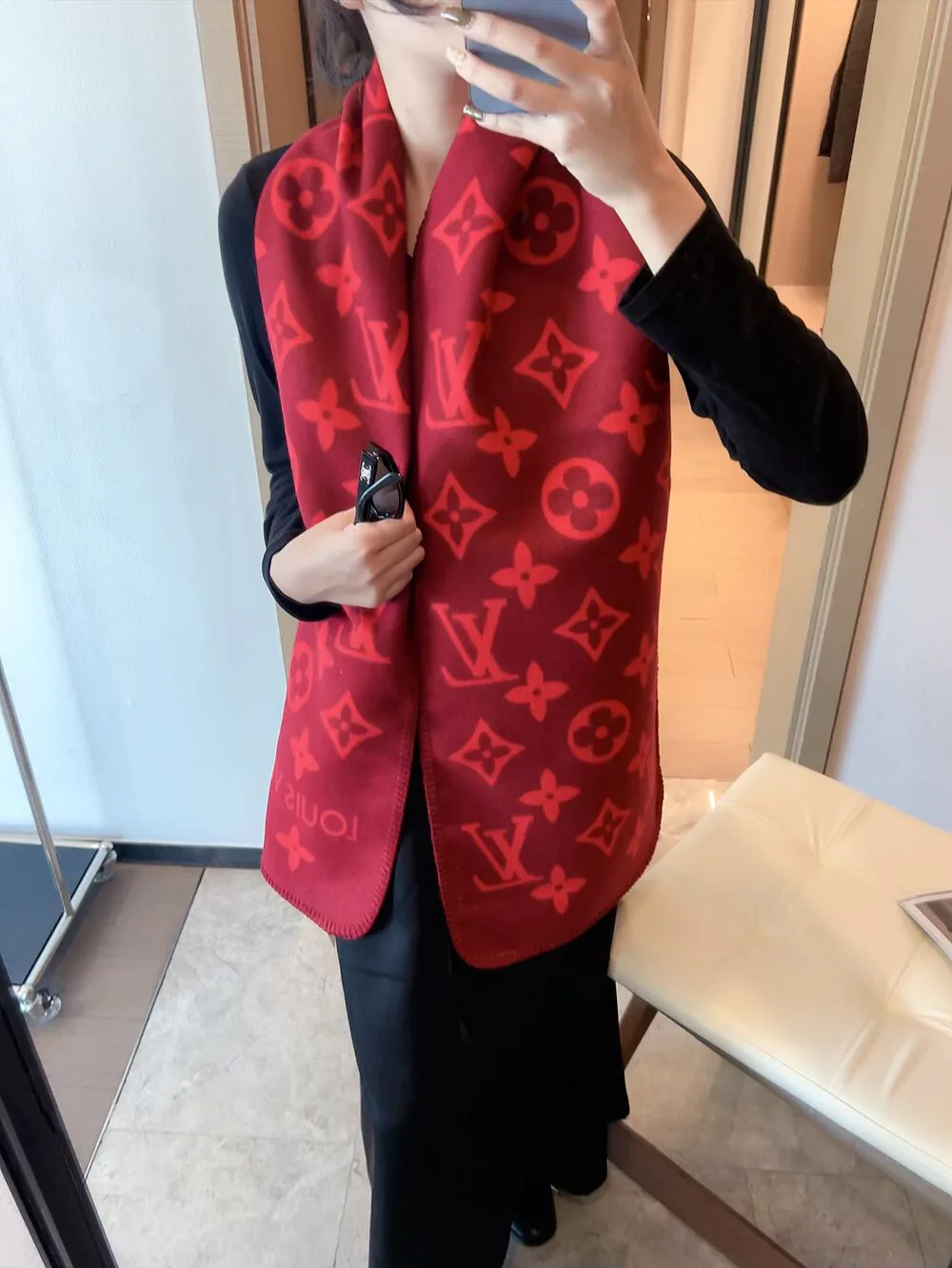 Шарфы Louis Vuitton 1973656