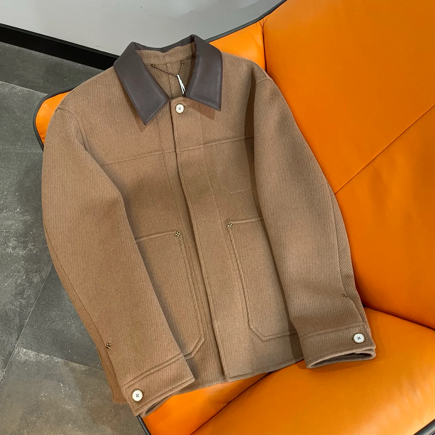 Куртки И Пуховики Мужские Louis Vuitton 1059449