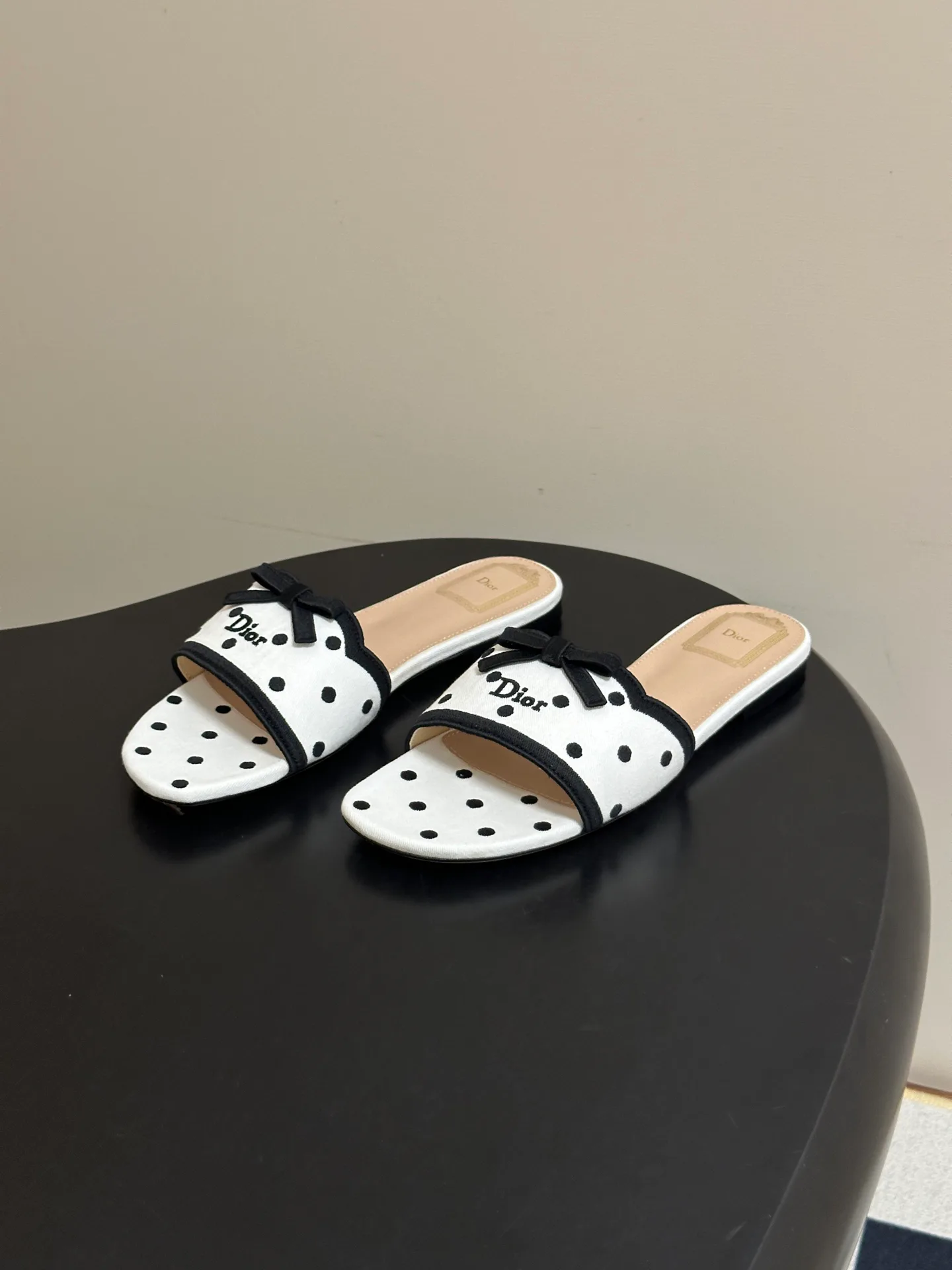 Шлепанцы Женские Christian Dior 18049491