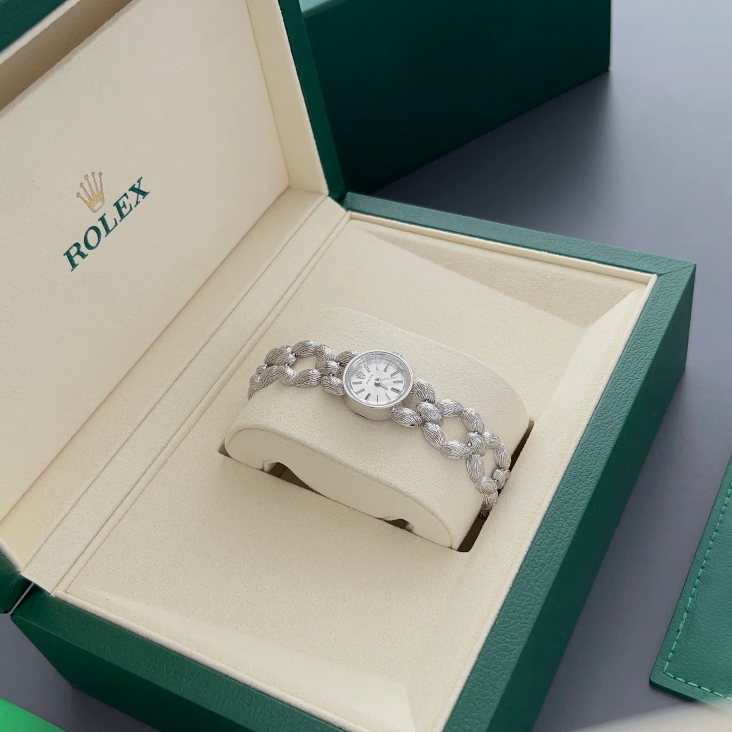 Часы Женские Rolex 1847369