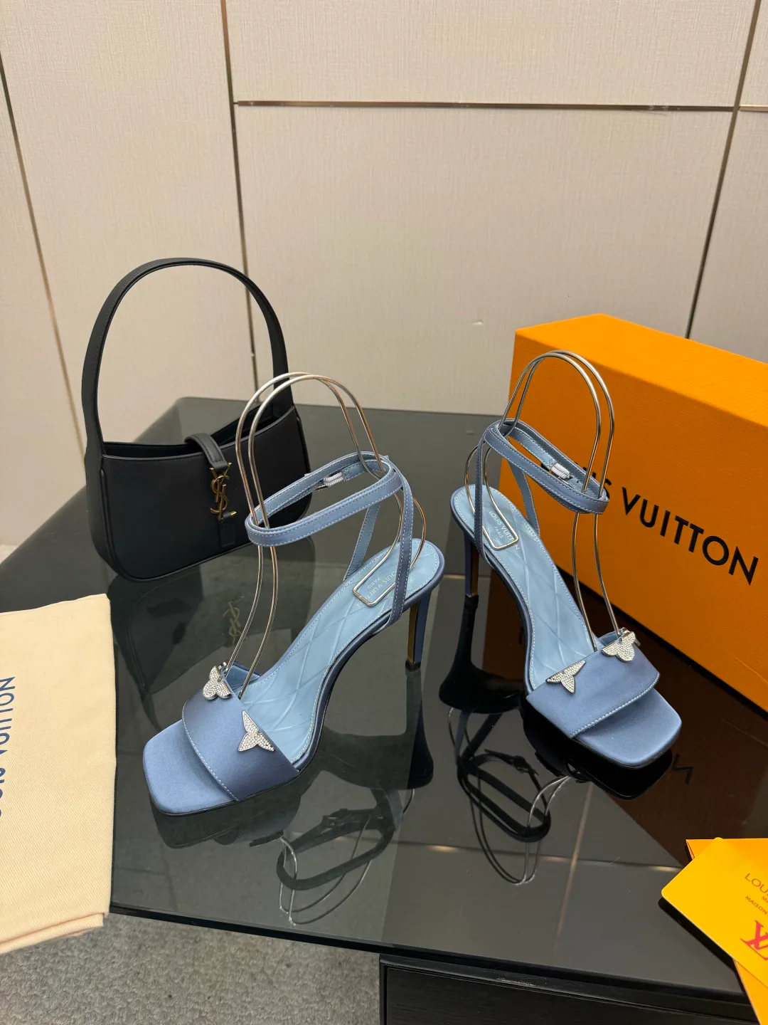 Босоножки Женские Louis Vuitton 5052036