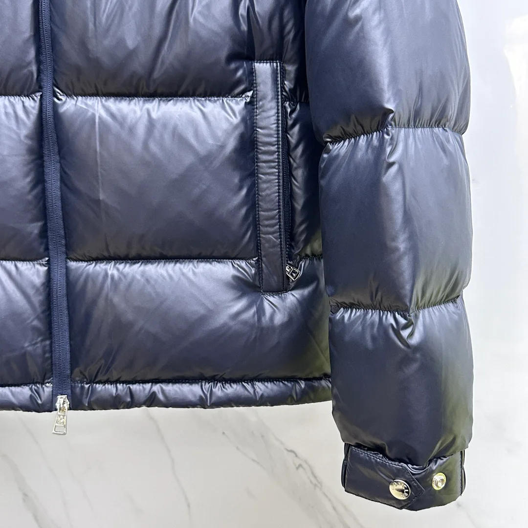 Куртки И Пуховики Мужские Moncler 2237416