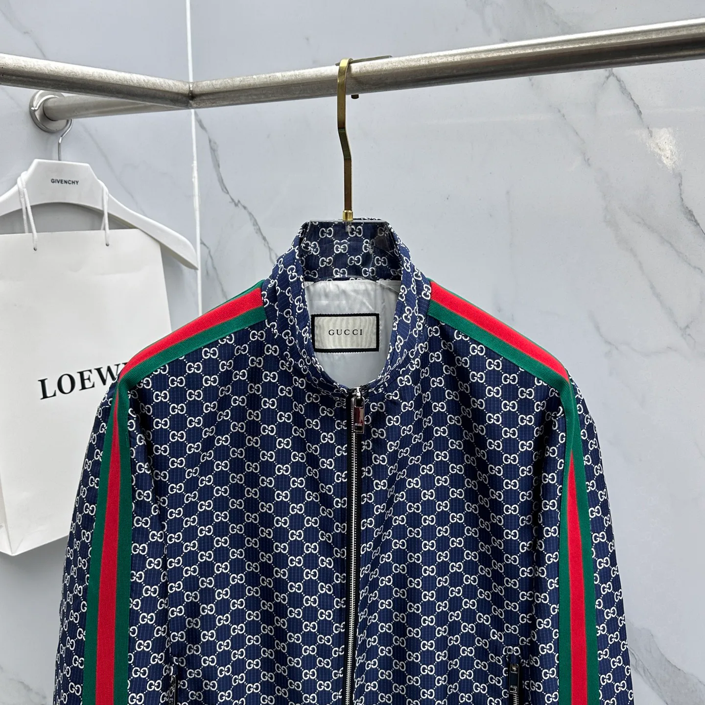 Куртки И Пуховики Мужские Gucci 18246767