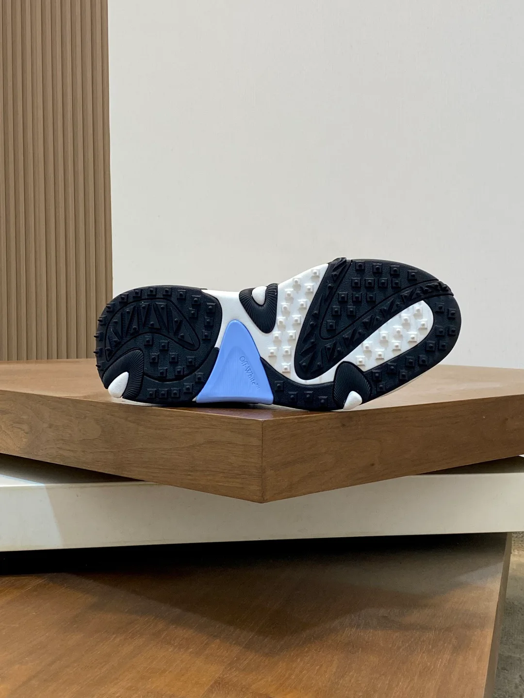 Кроссовки Мужские Off-White 13553777