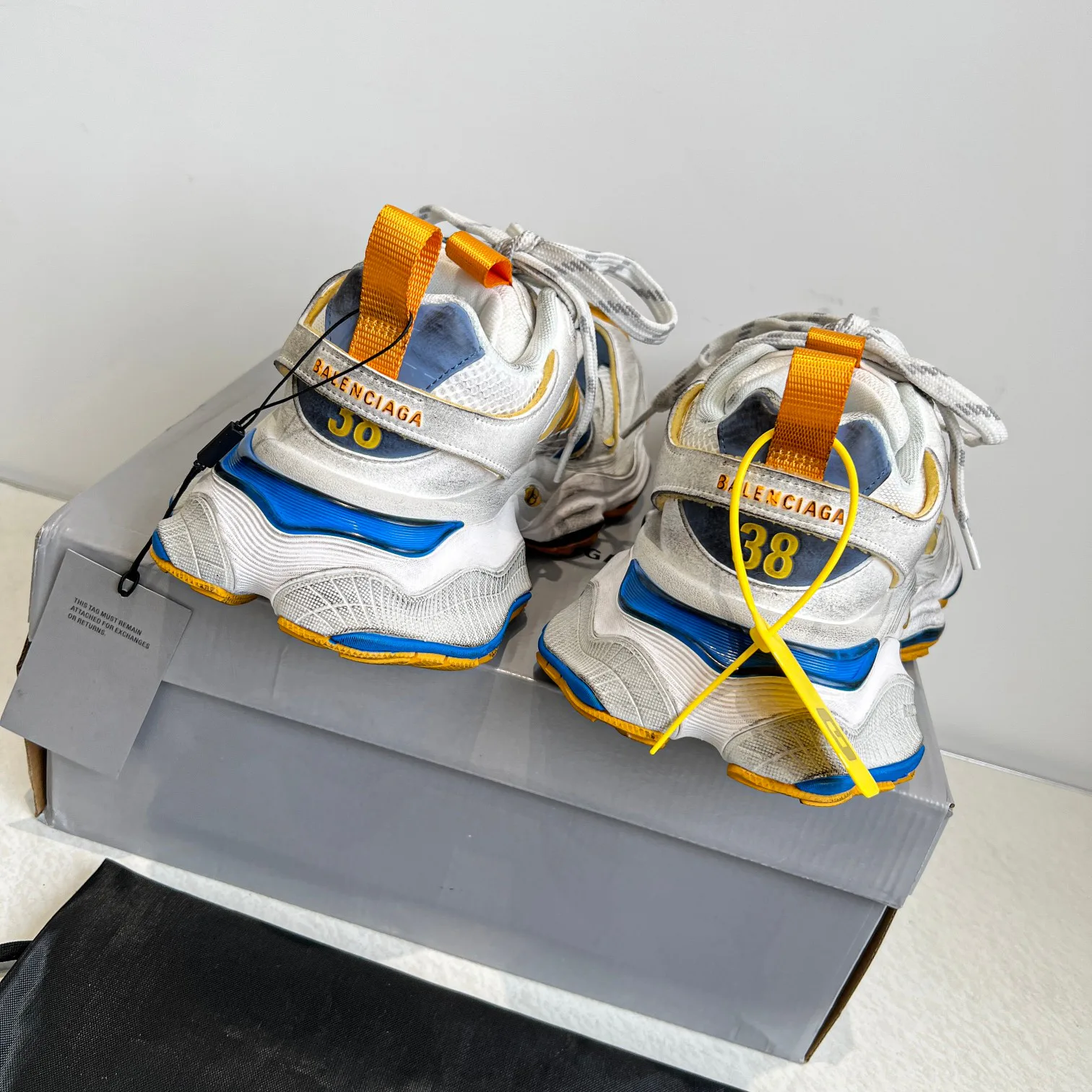 Кроссовки Женские Balenciaga 2273511