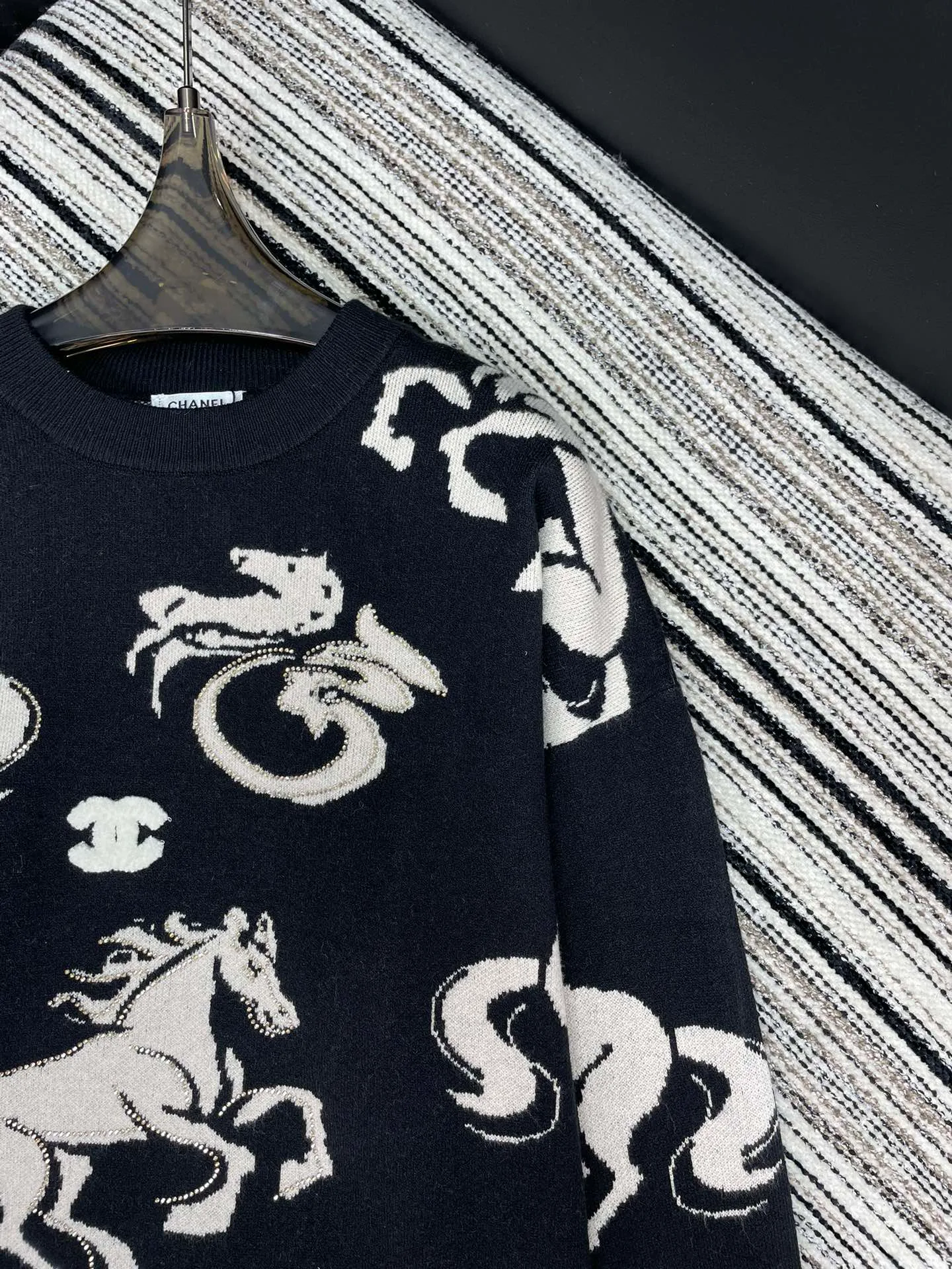 Джемперы И Свитеры Женские Chanel 1024078