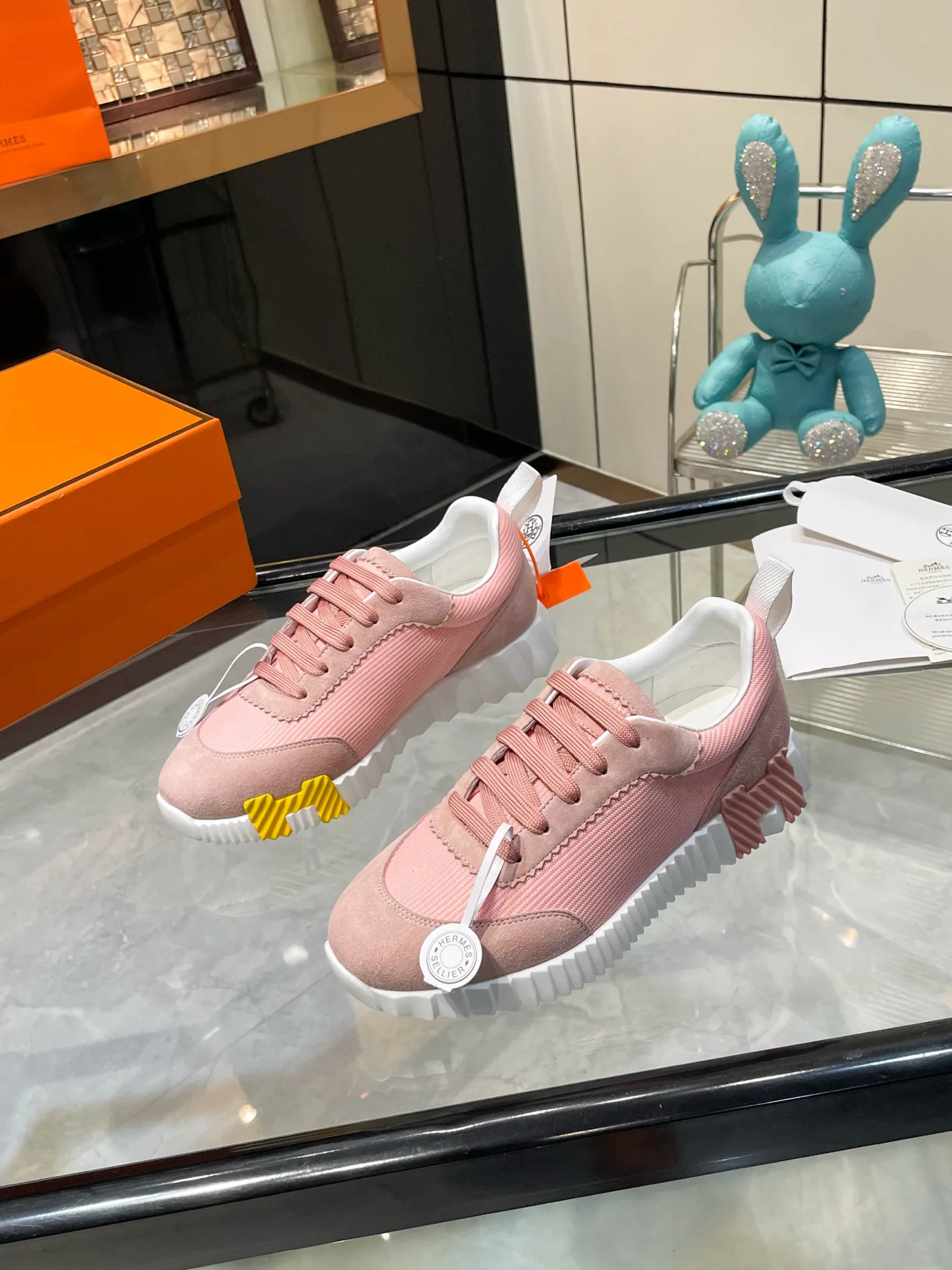 Кроссовки Женские Hermes 232518