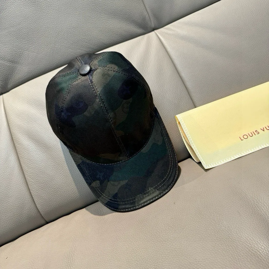 Головные Уборы Louis Vuitton 17045