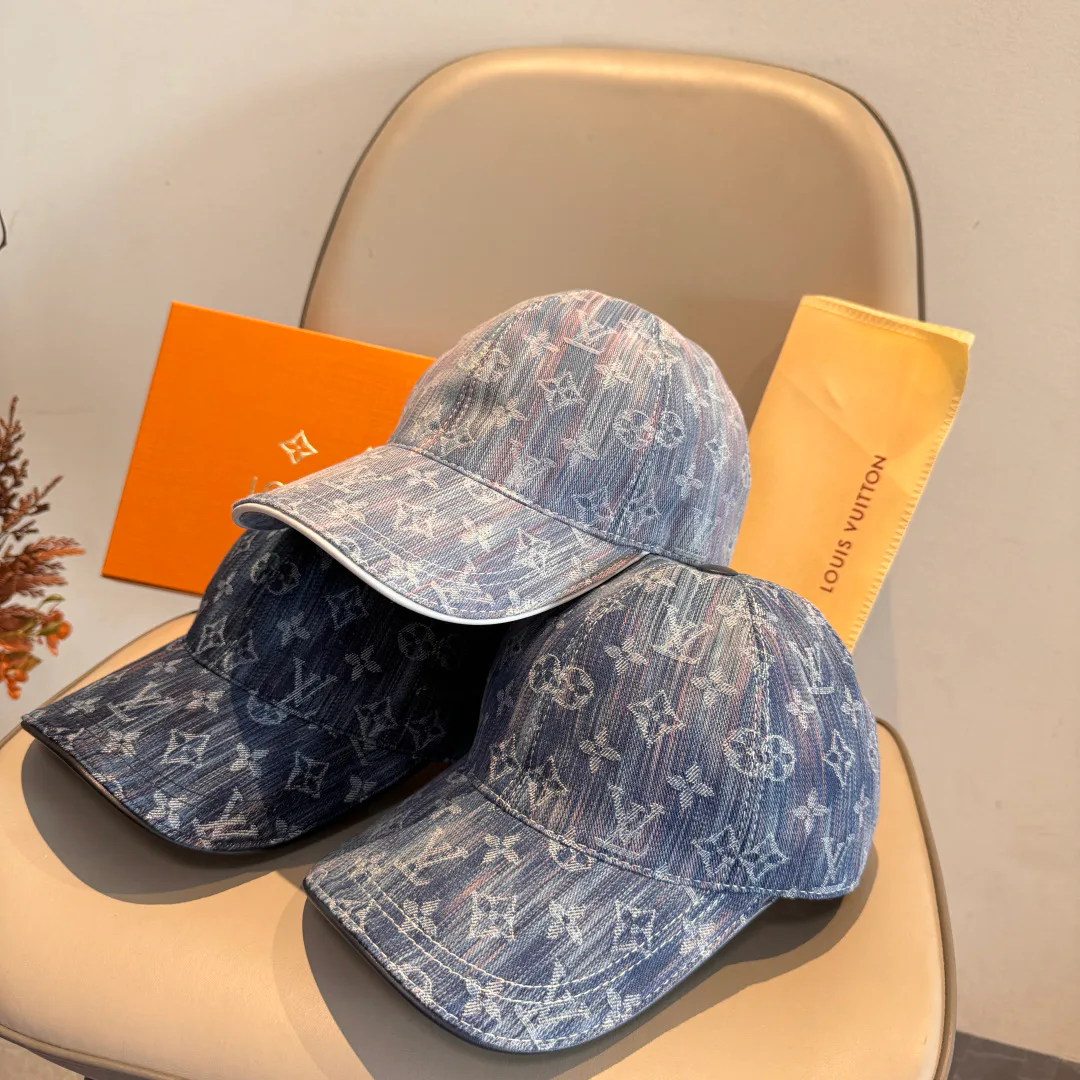 Головные Уборы Louis Vuitton 18105297