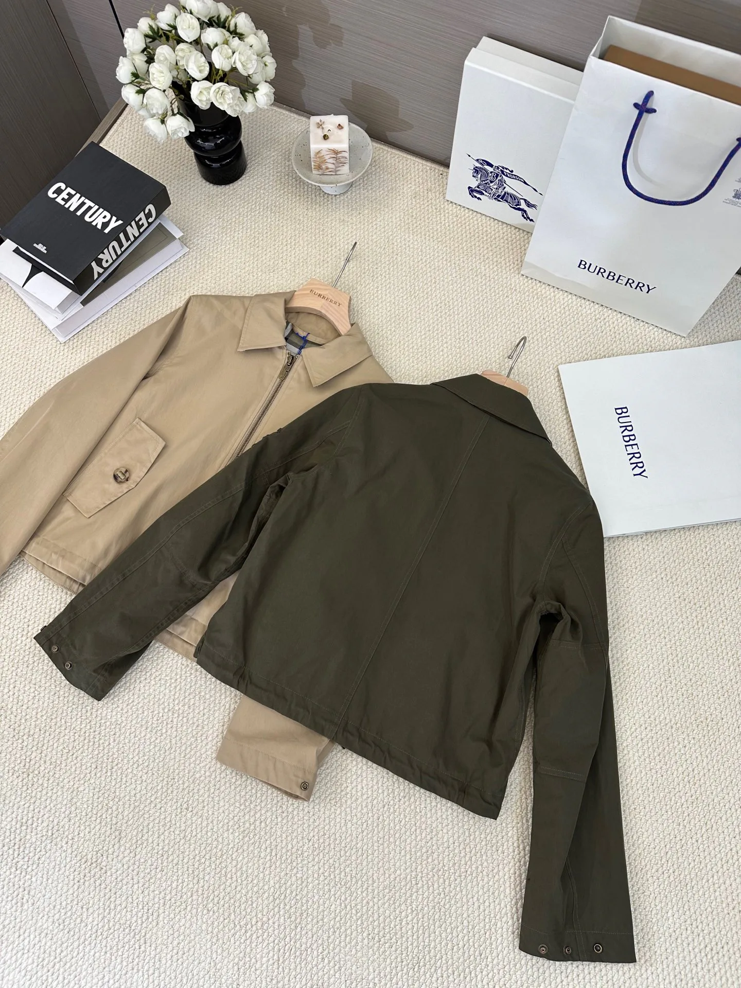 Куртки И Пуховики Женские Burberry 17998592