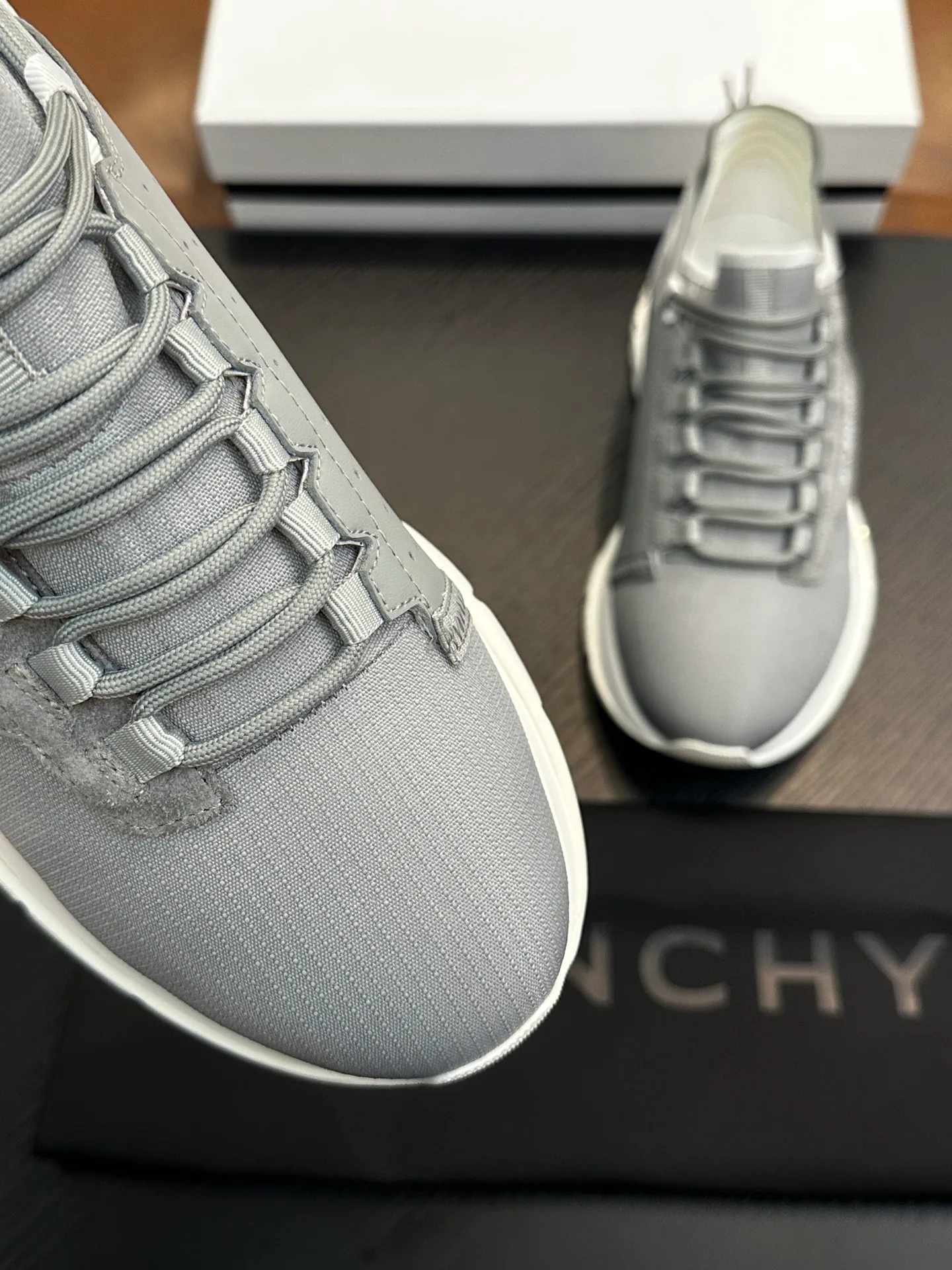 Кроссовки Мужские Givenchy 743517