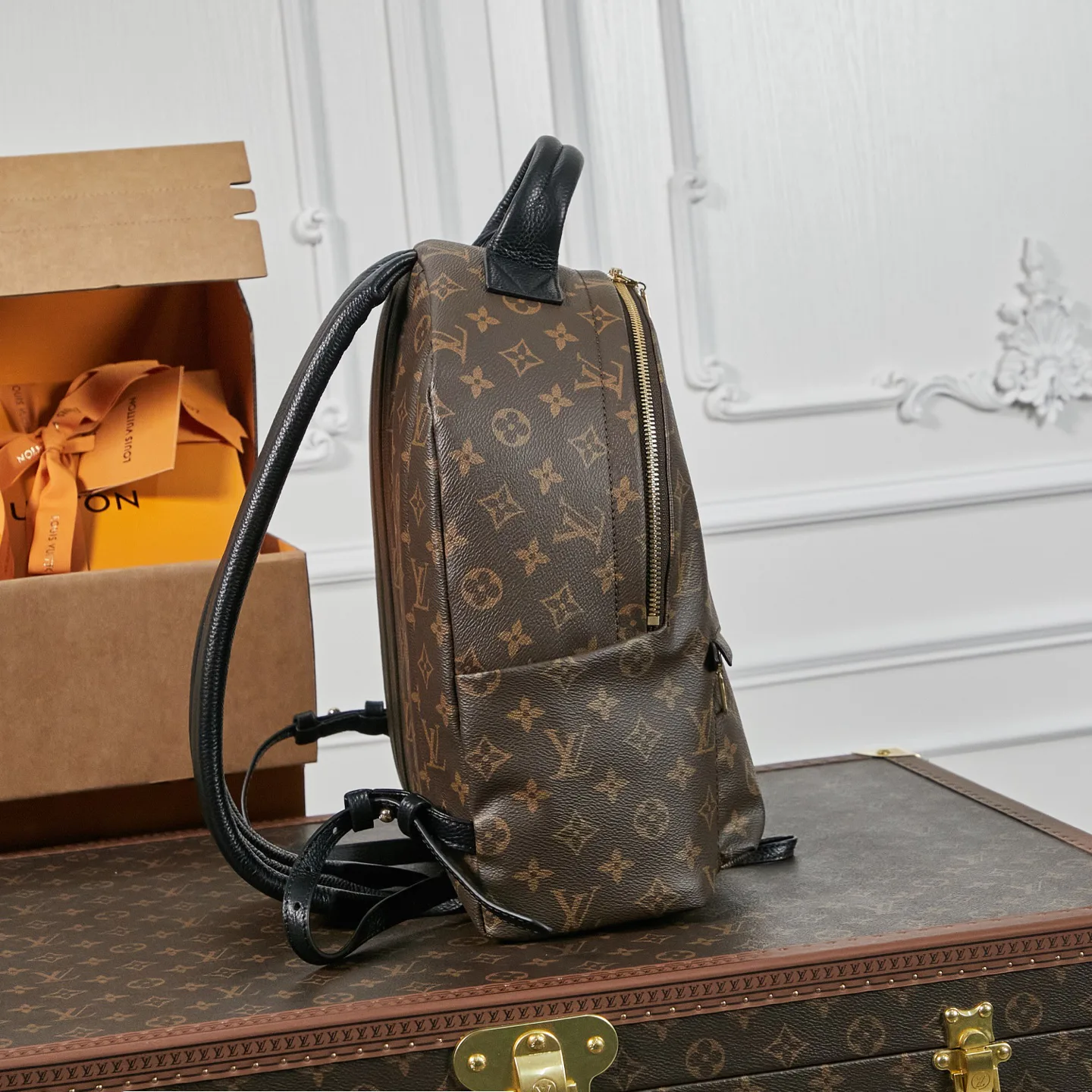 Рюкзаки Женские Louis Vuitton 18148139