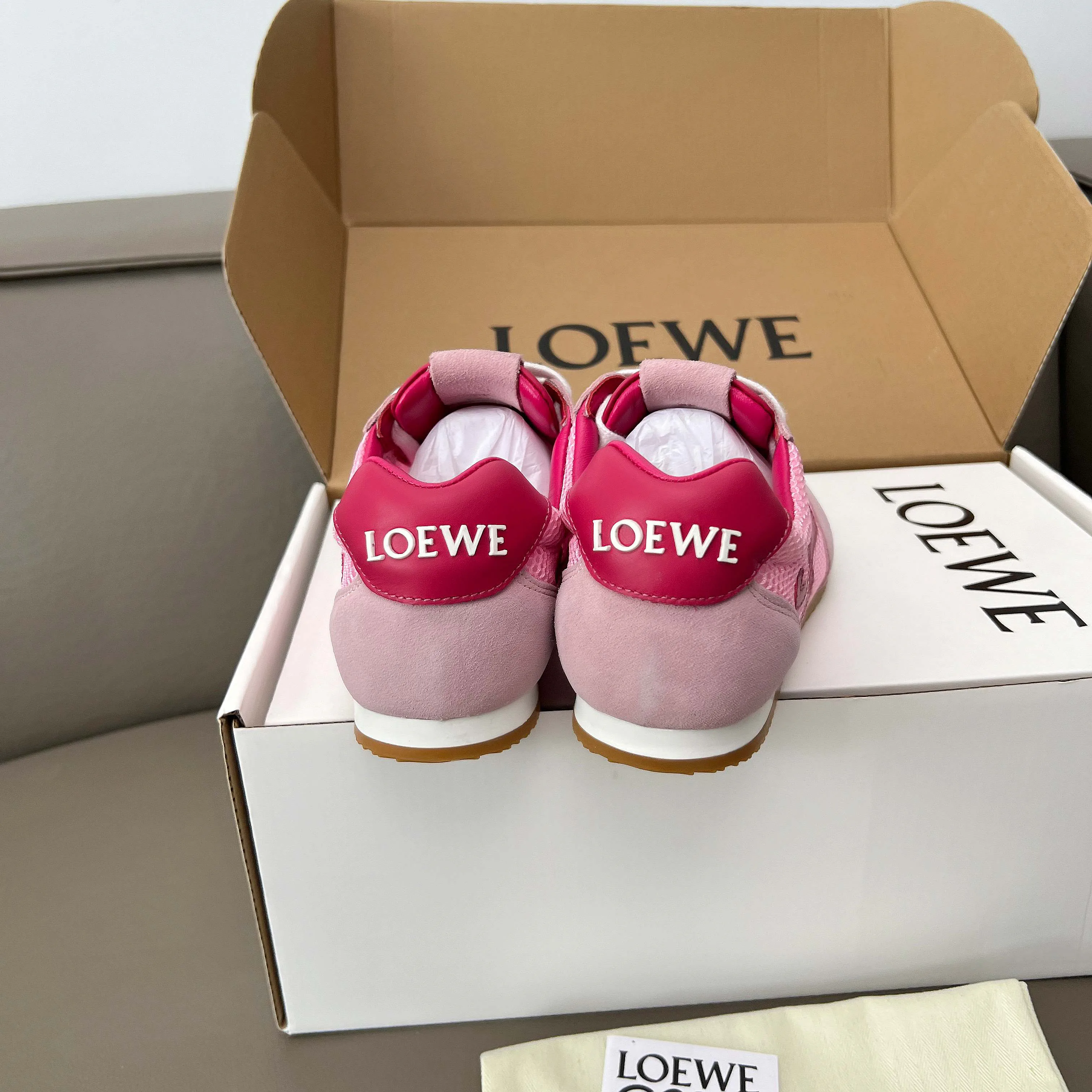 Кроссовки Женские Loewe 18011183