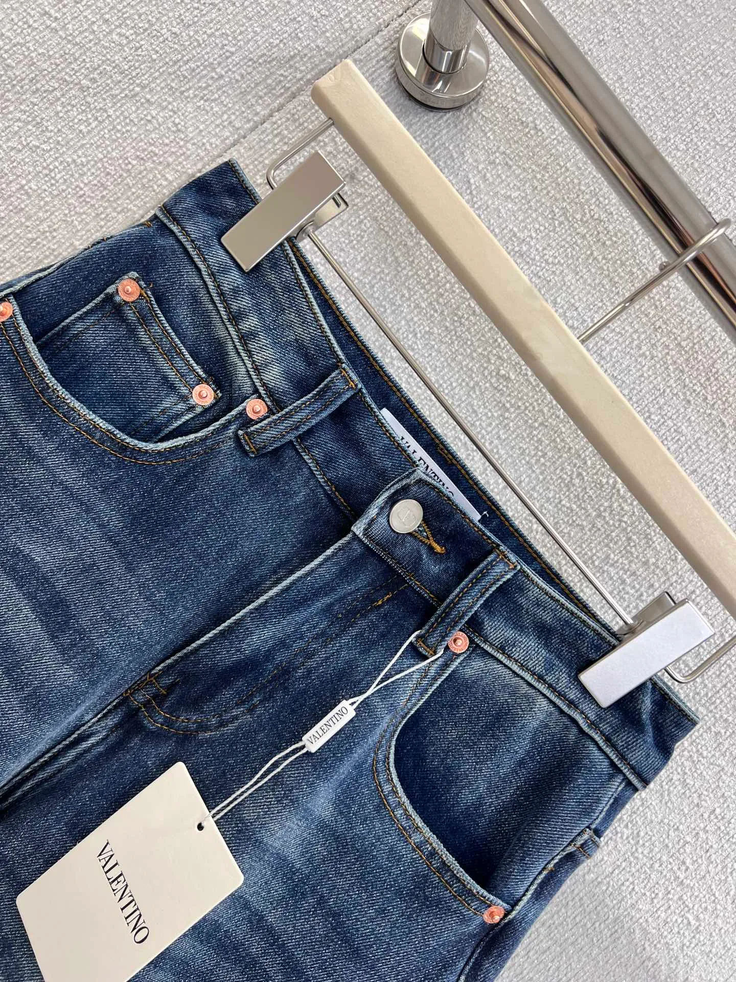 Джинсы Женские Valentino 496592