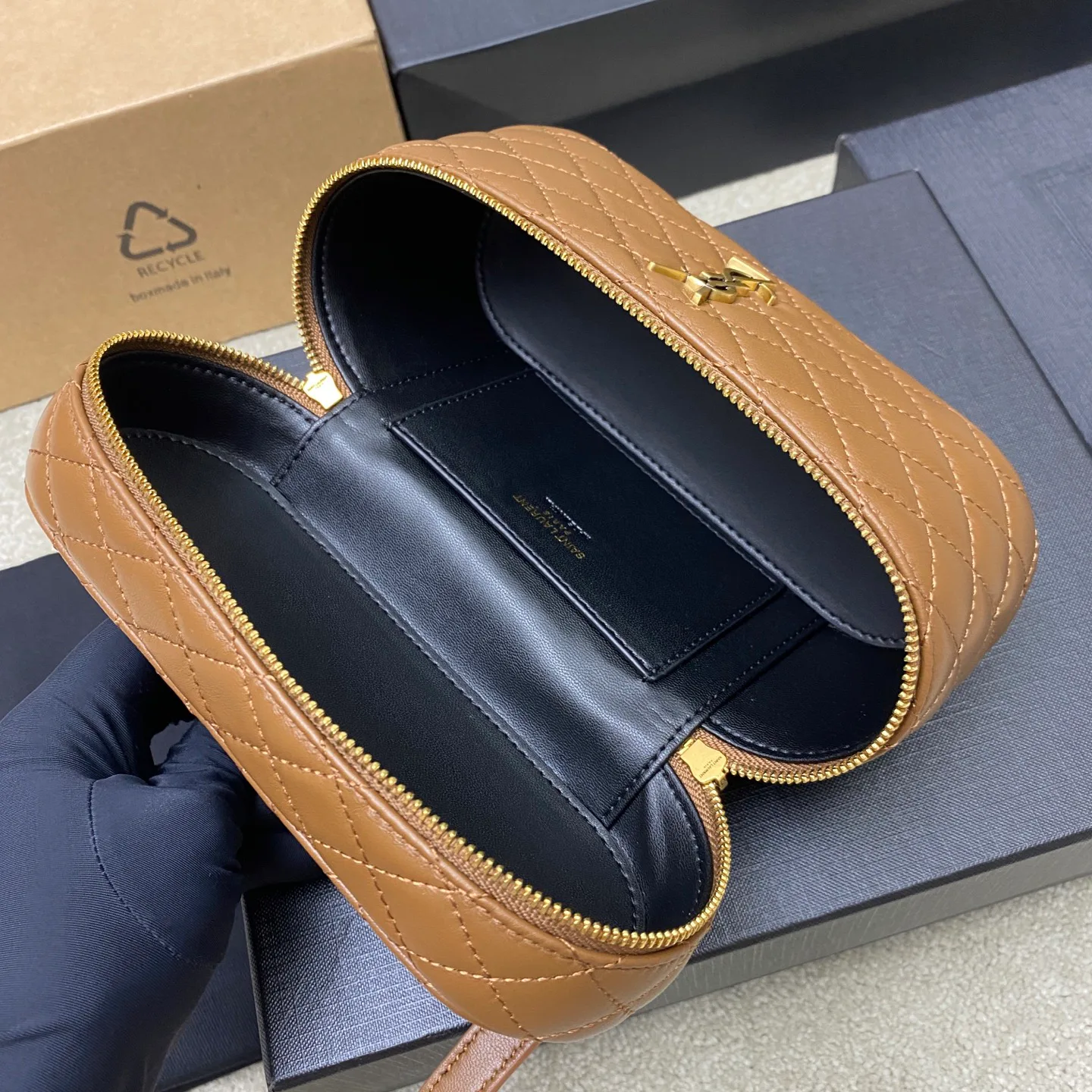 Клатчи Женские Saint Laurent 4259863