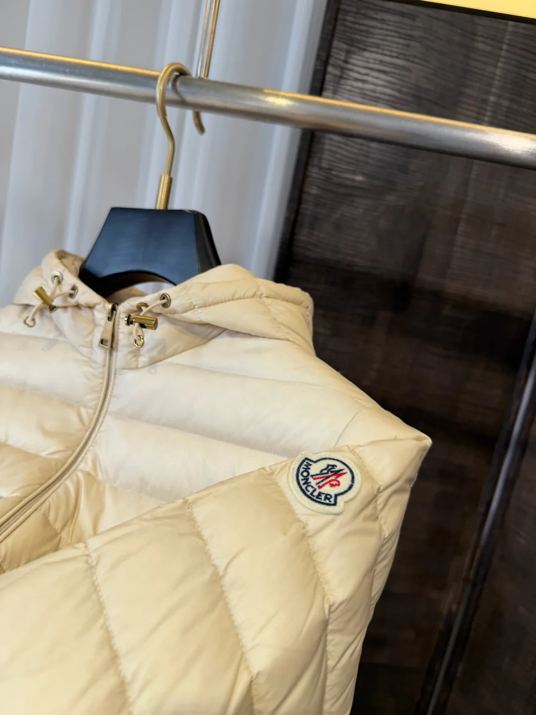 Куртки И Пуховики Женские Moncler 19602219