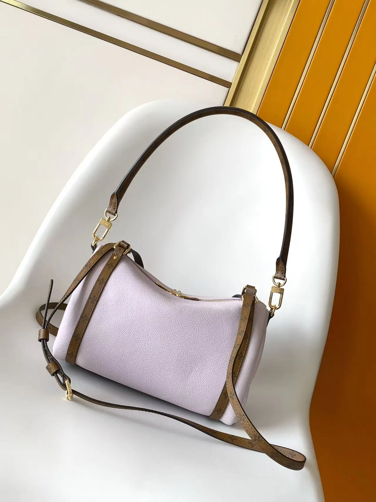 Сумки На Ремне Женские Louis Vuitton 512912