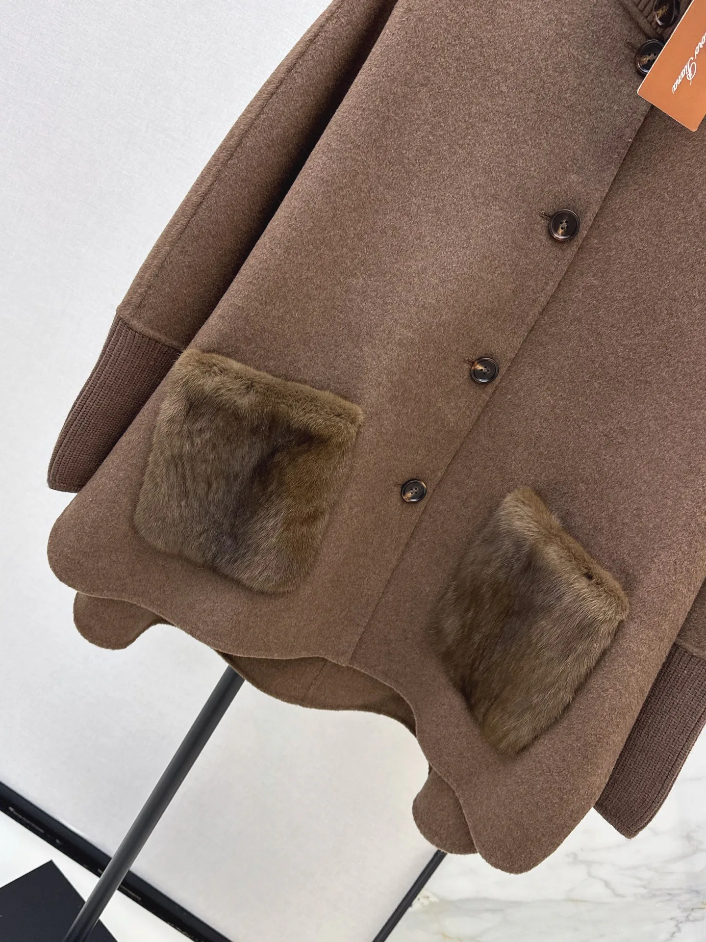Пальто Женские Loro Piana 18407928