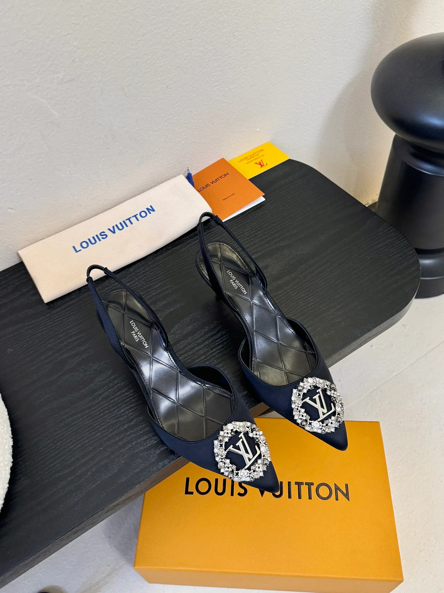 Туфли Женские Louis Vuitton 3495974