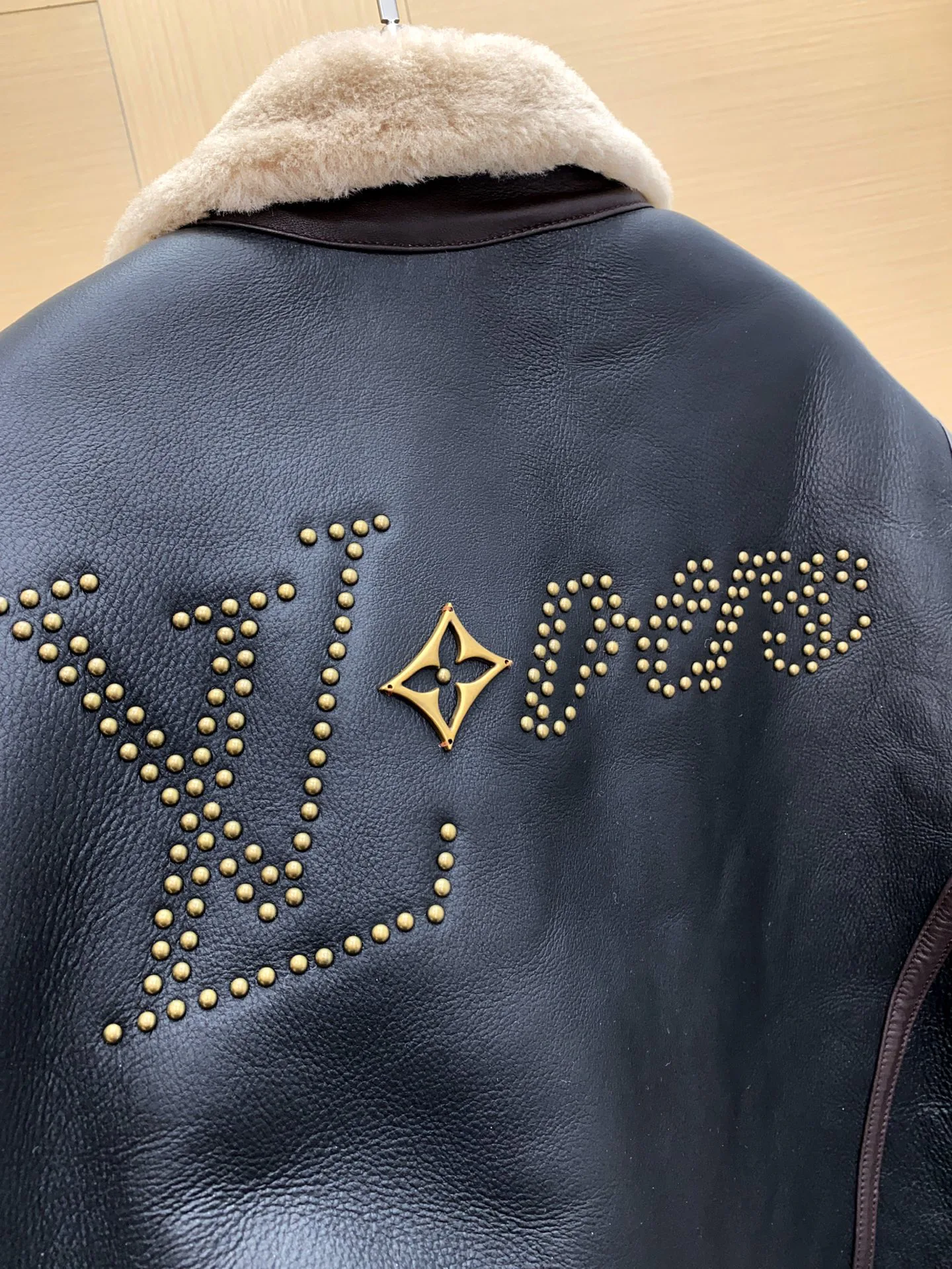 Кожаные Куртки И Дублёнки Мужские Louis Vuitton 245412