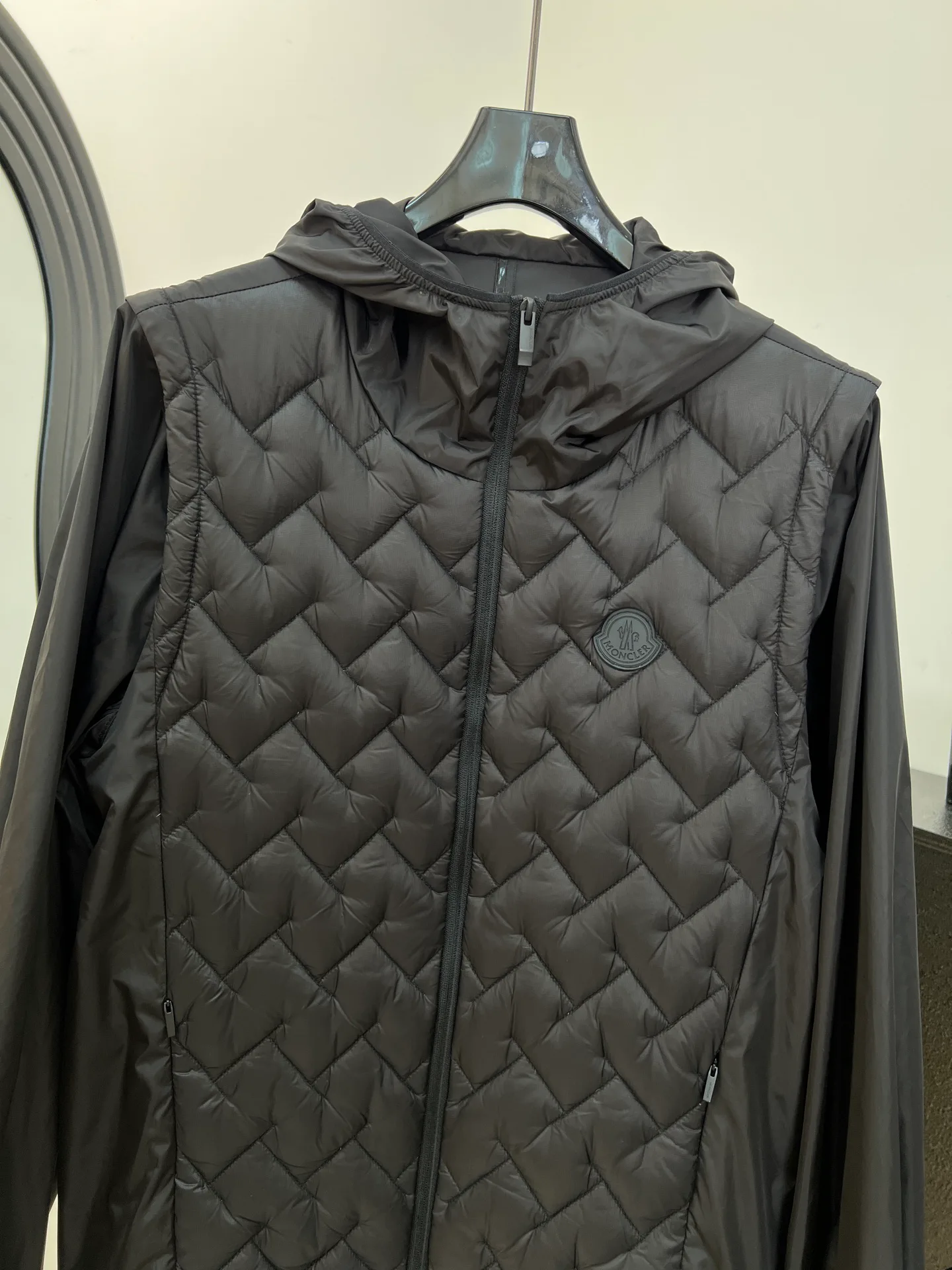 Куртки И Пуховики Женские Moncler 17923110