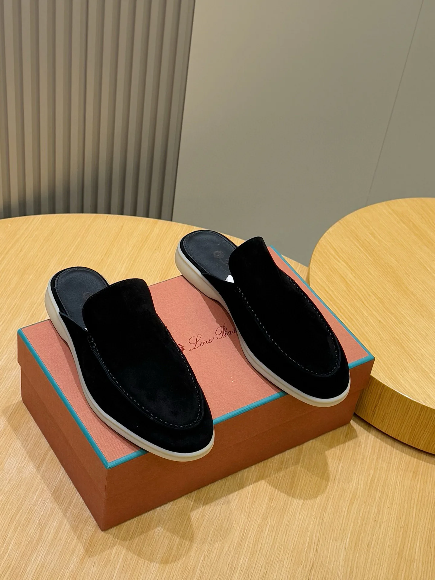 Туфли Женские Loro Piana 13314035