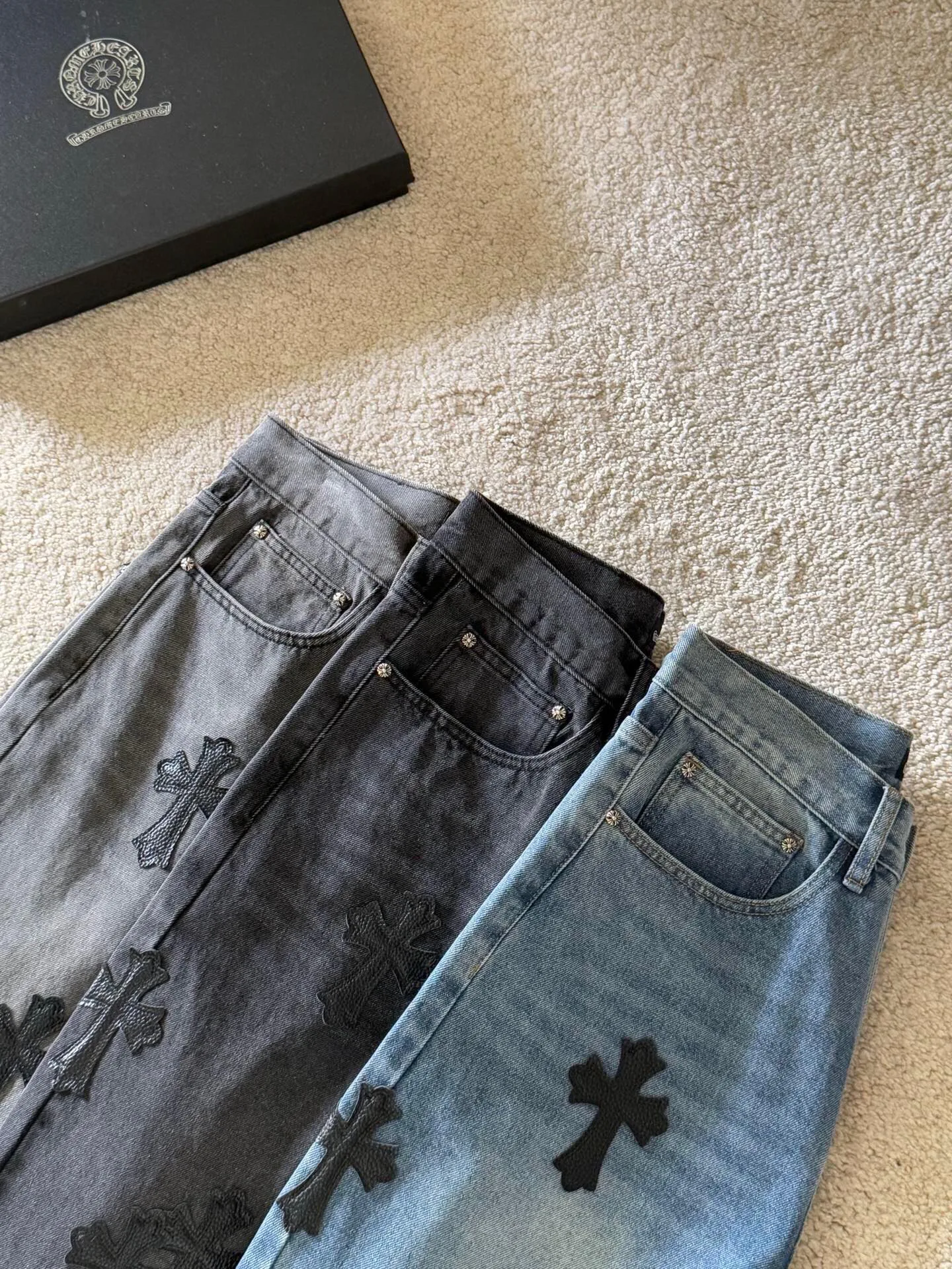 Джинсы Женские Chrome Hearts 36424