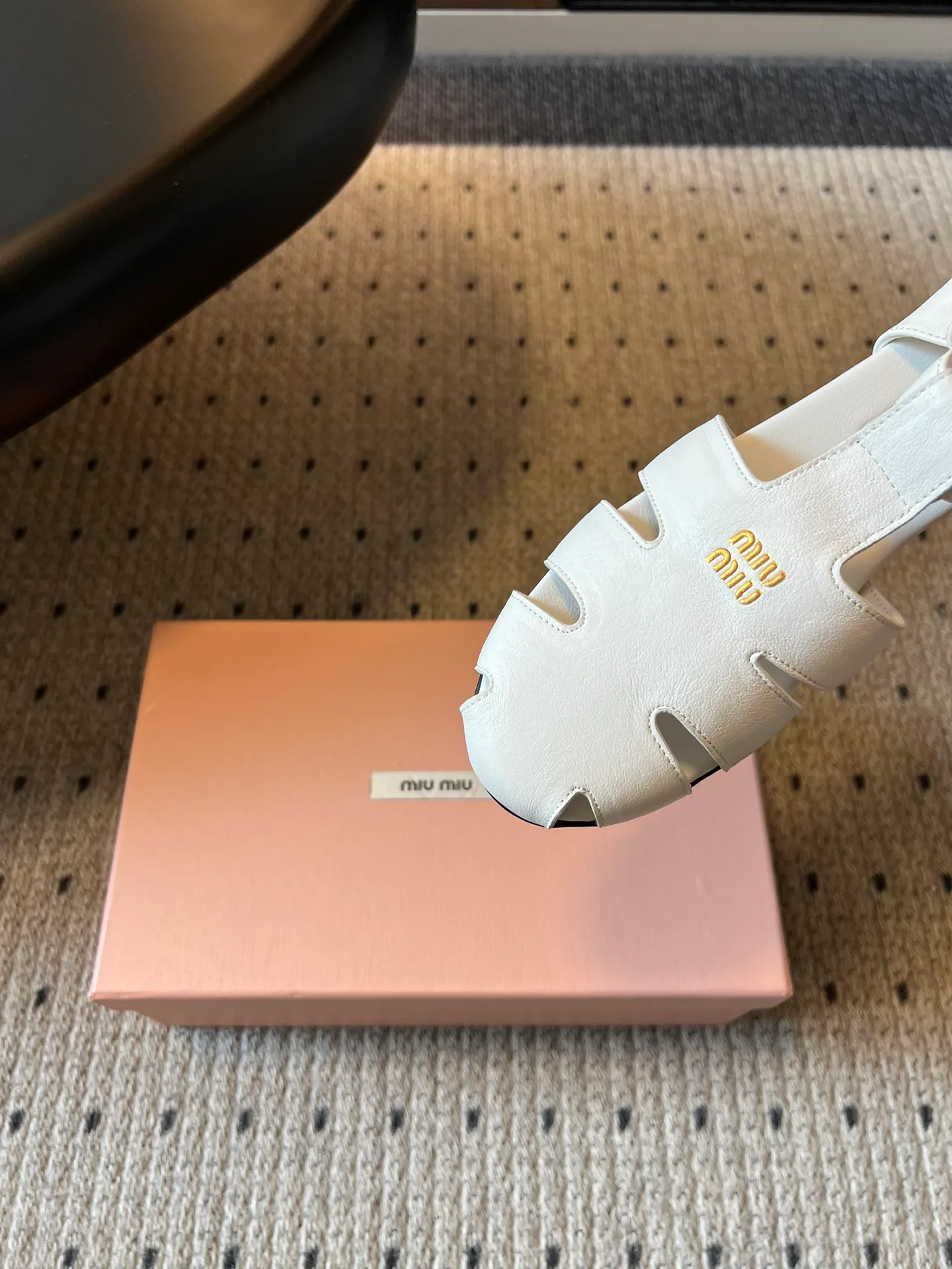 Босоножки Женские Miu Miu 11594566