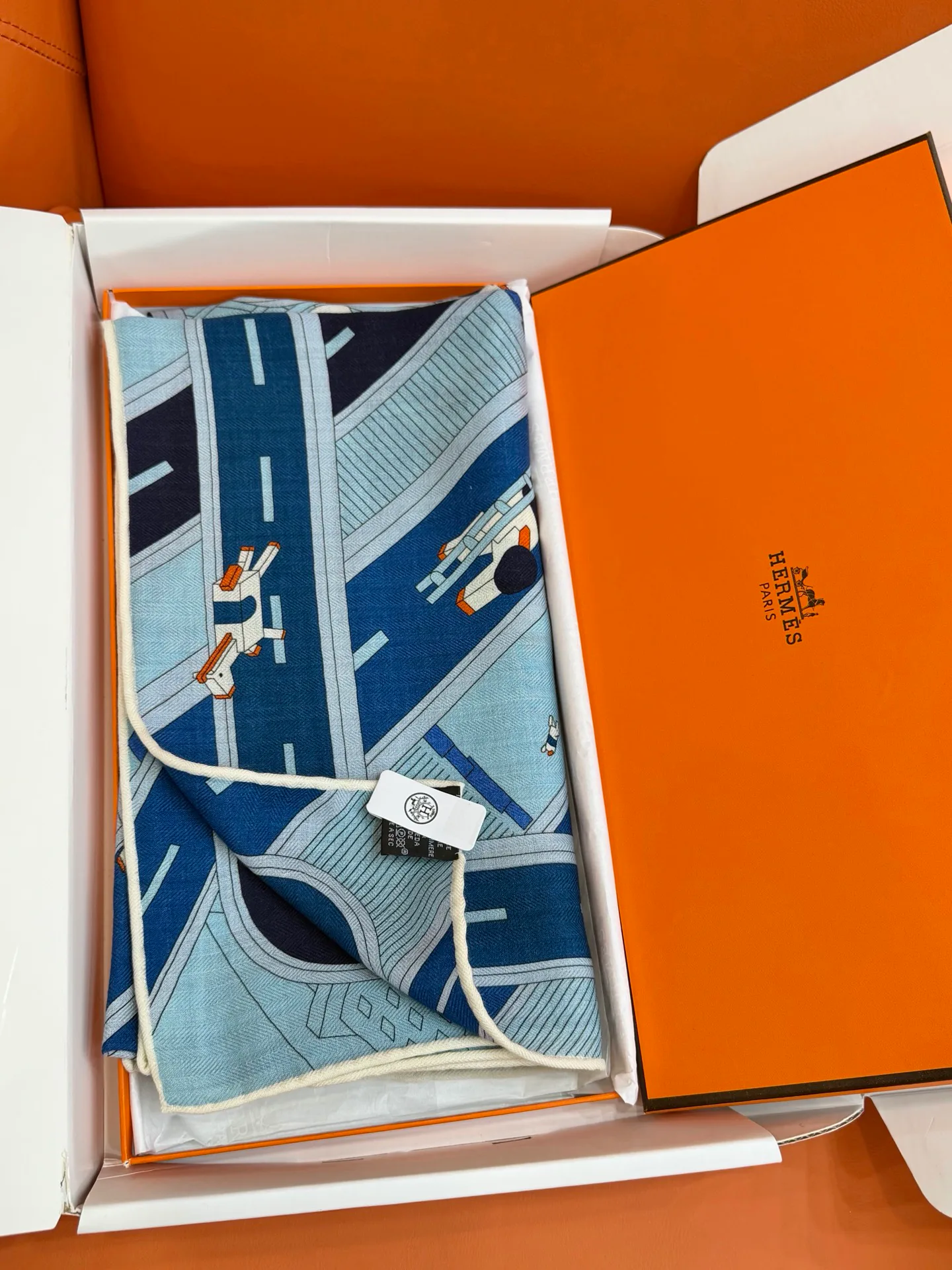 Платки Hermes 17991396