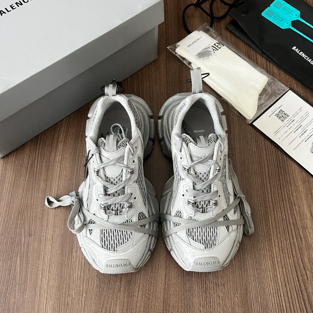 Кроссовки Женские Balenciaga 32189