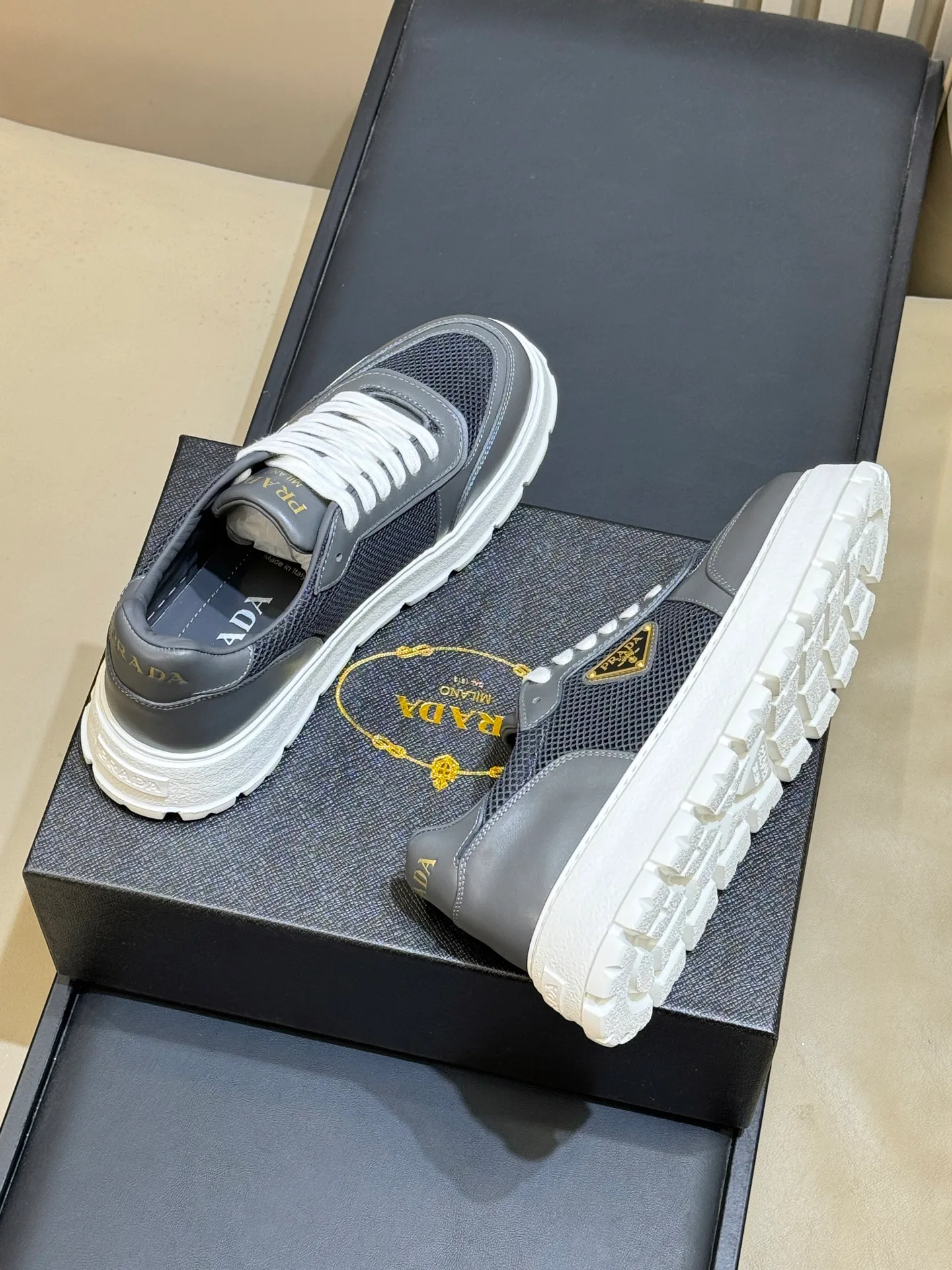 Кроссовки Мужские Prada 17915323
